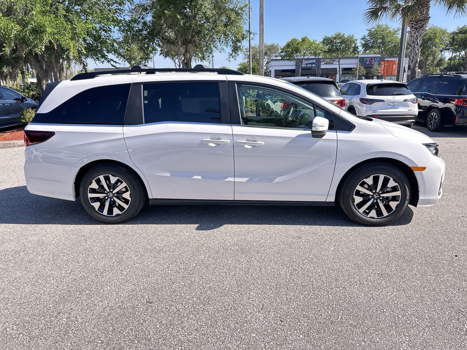 Thumbnail: 2026 Honda Odyssey - 7