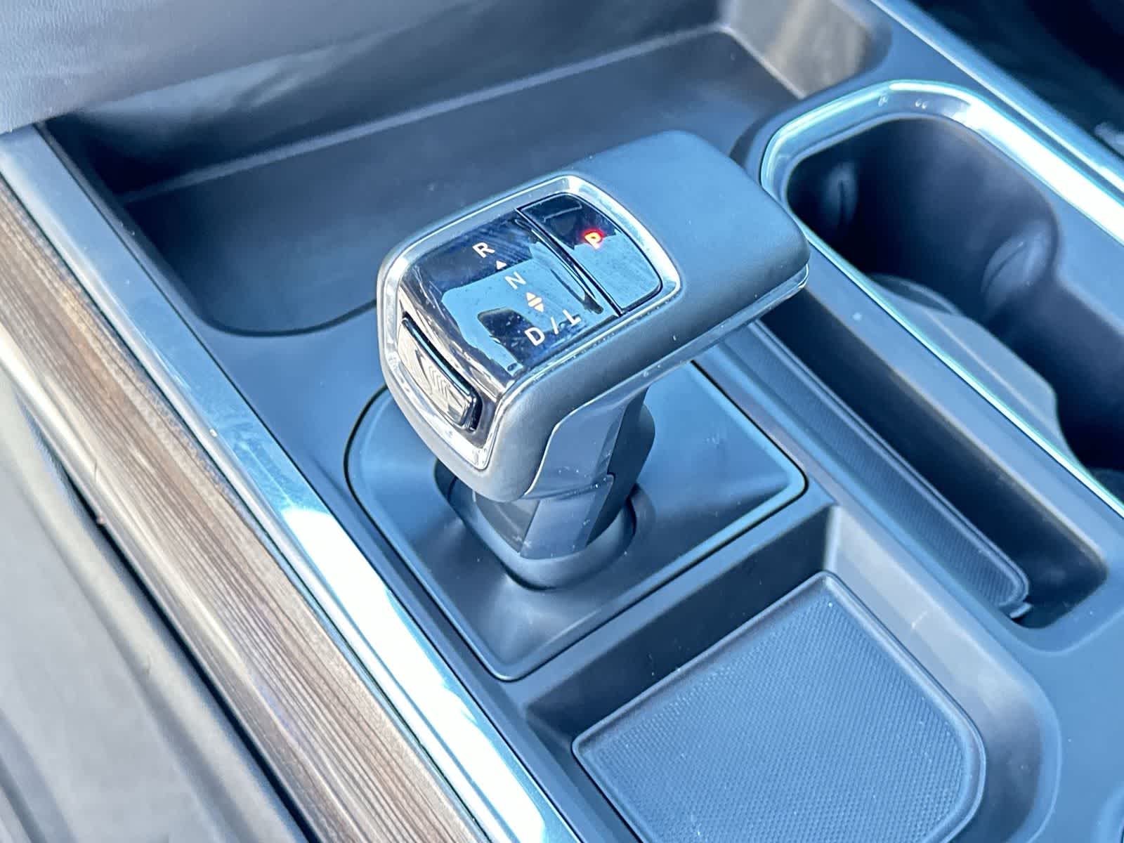 Thumbnail: 2025 Chevrolet Silverado 1500 - 21