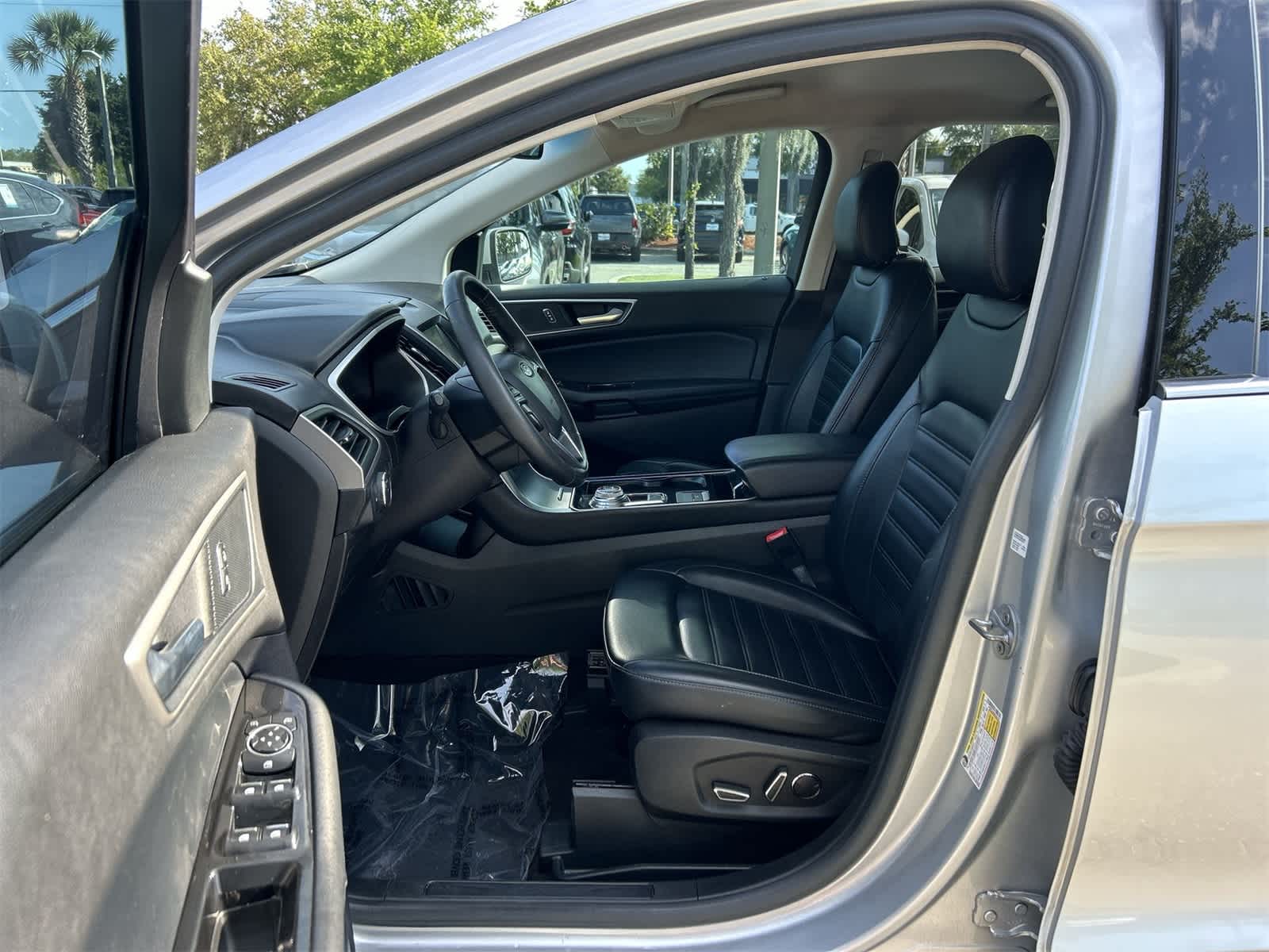 2019 Ford Edge SEL 2