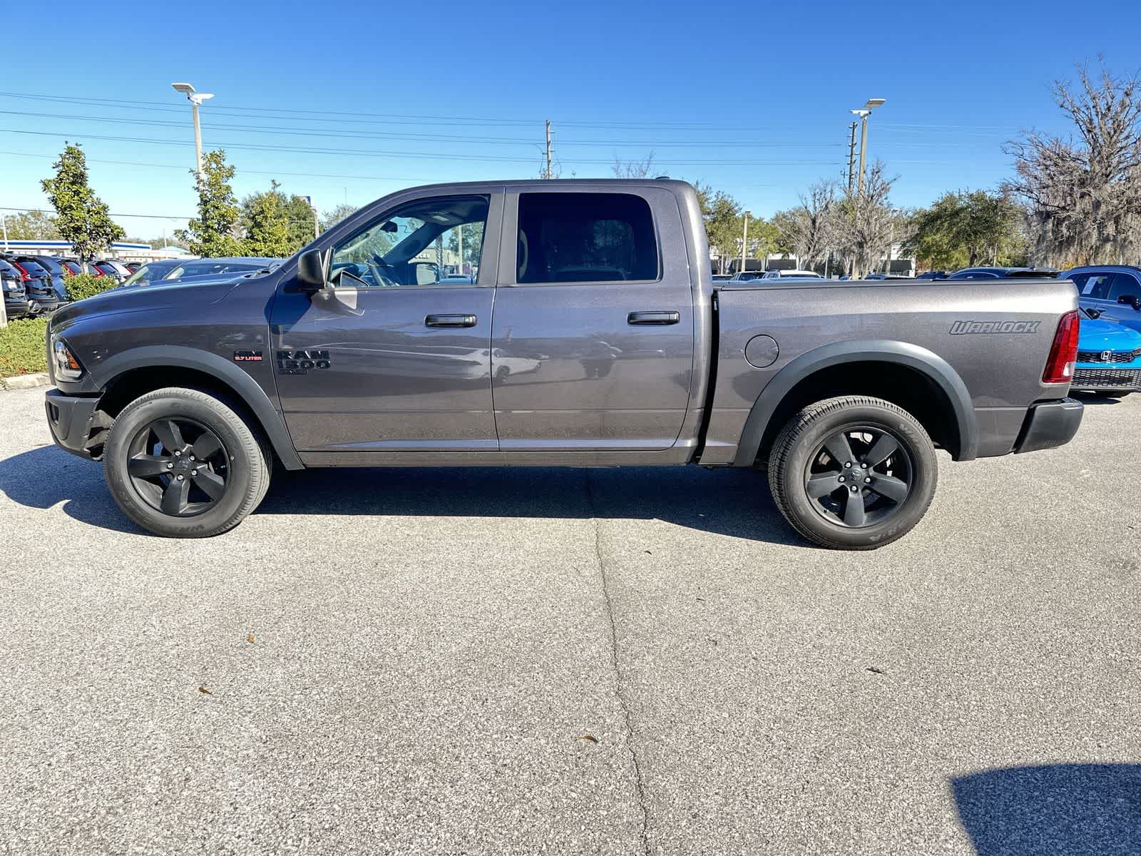 Thumbnail: 2019 RAM 1500 Classic - 3