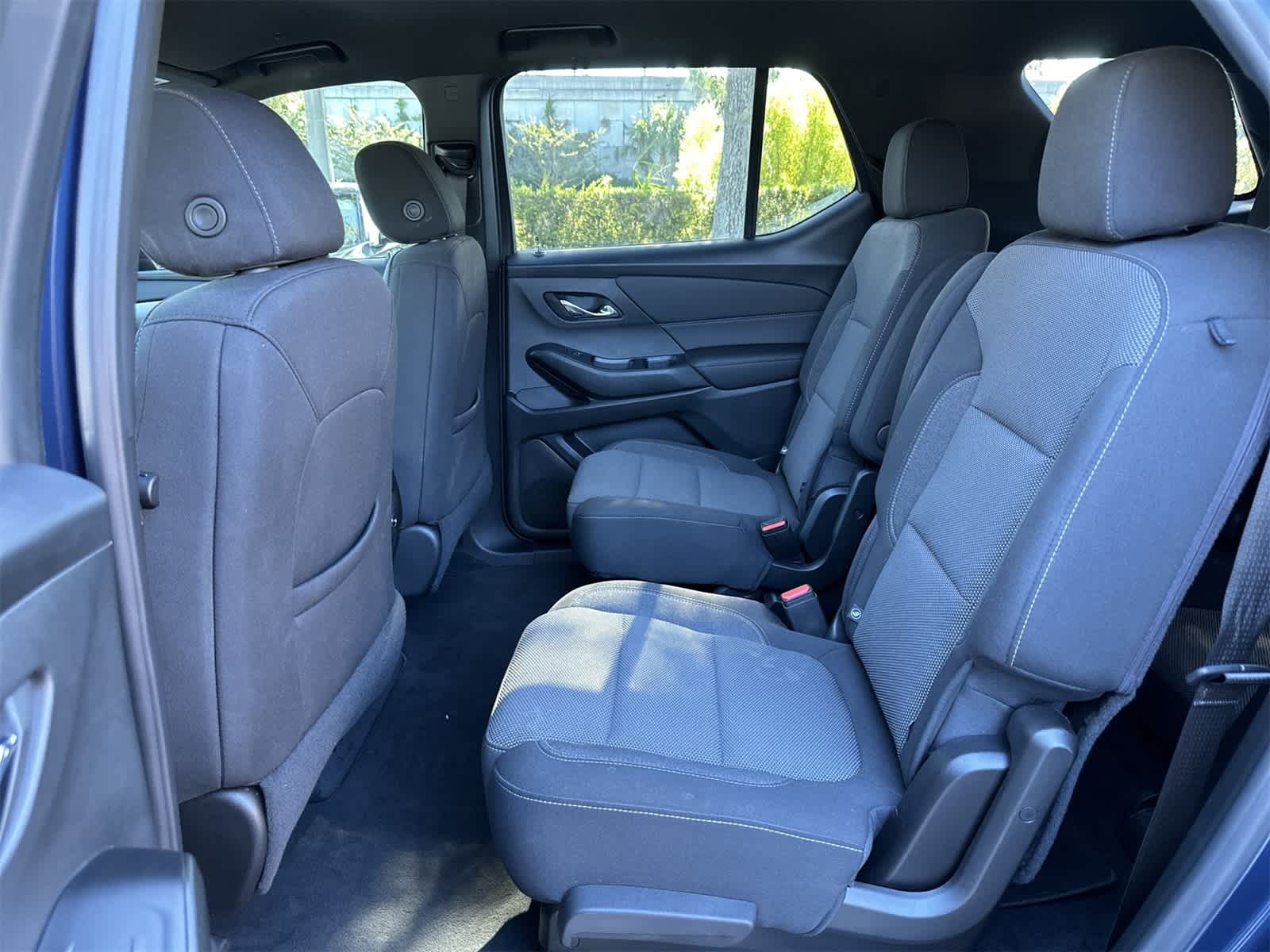 Thumbnail: 2022 Chevrolet Traverse - 15