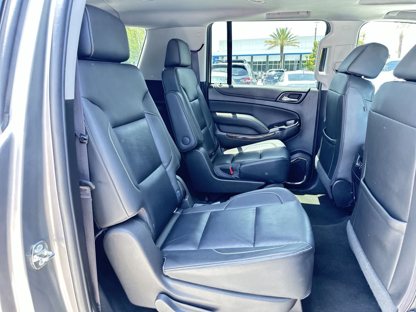 Thumbnail: 2017 Chevrolet Suburban - 16