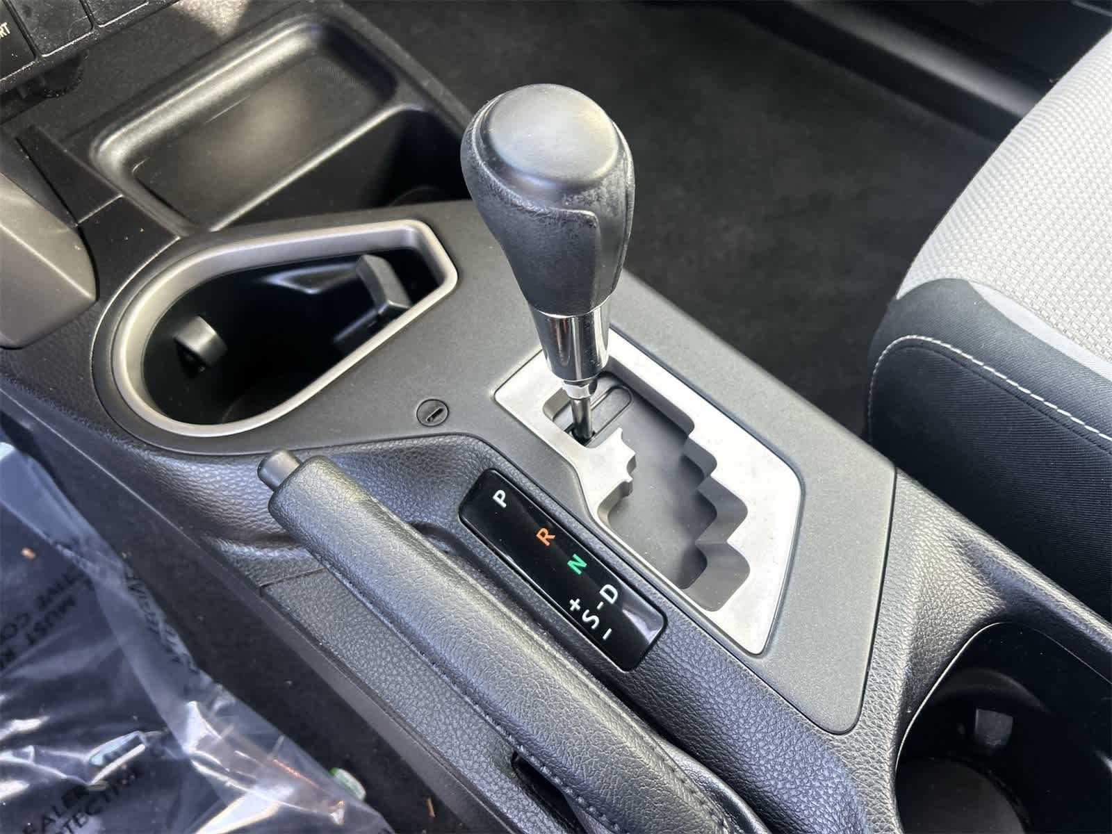 2016 Toyota RAV4 XLE 19