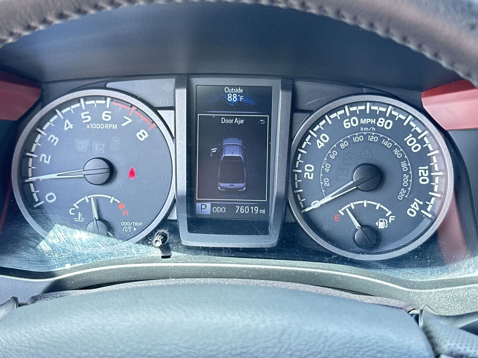 Thumbnail: 2016 Toyota Tacoma - 22