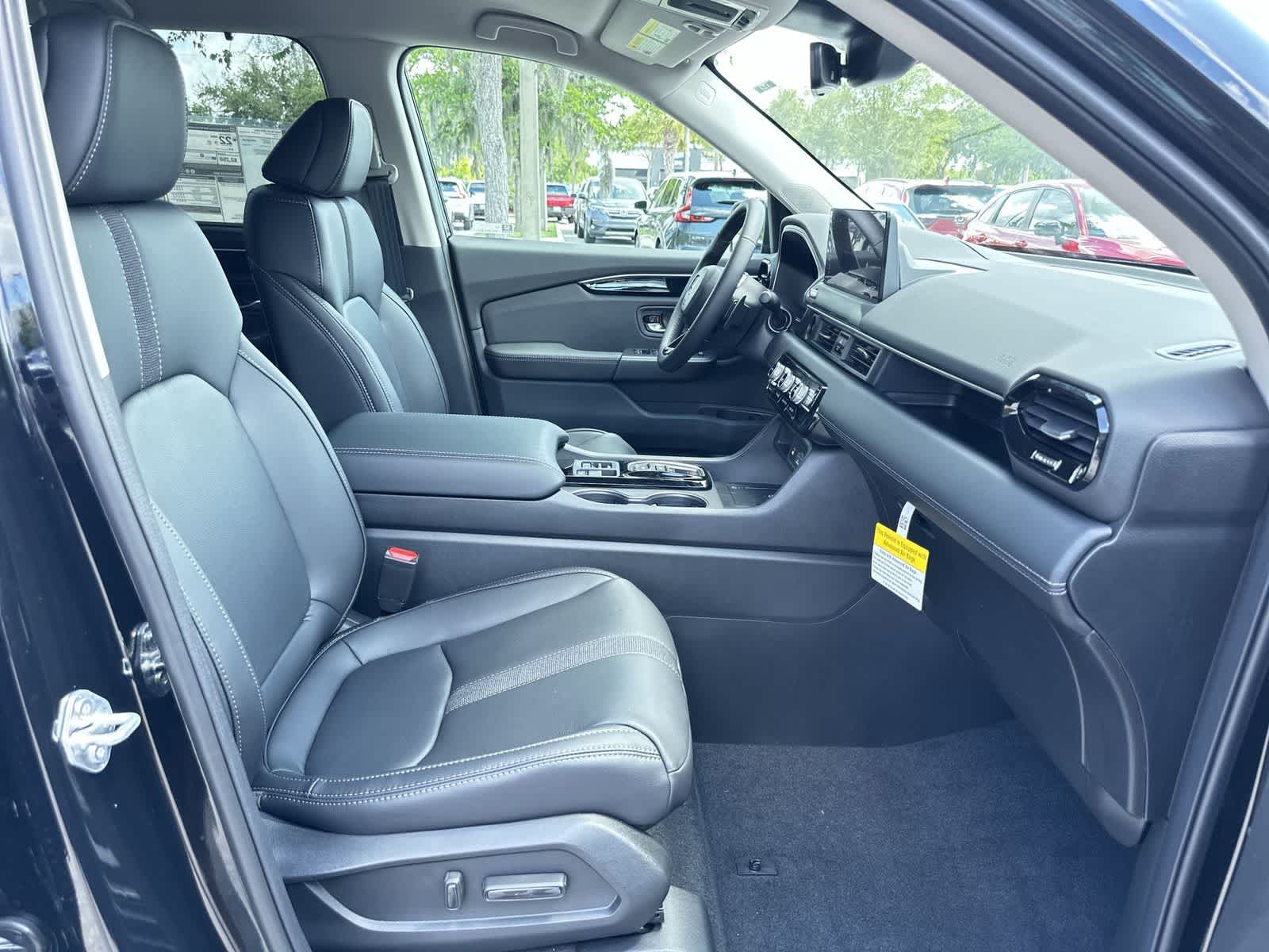 Thumbnail: 2026 Honda Pilot - 17