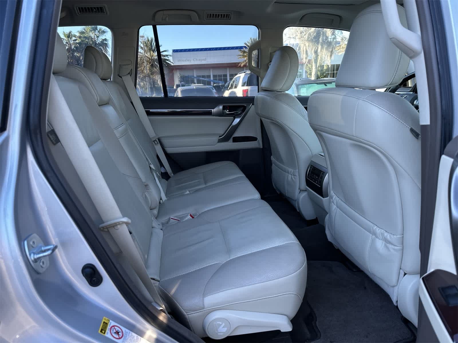 Thumbnail: 2015 Lexus GX - 15