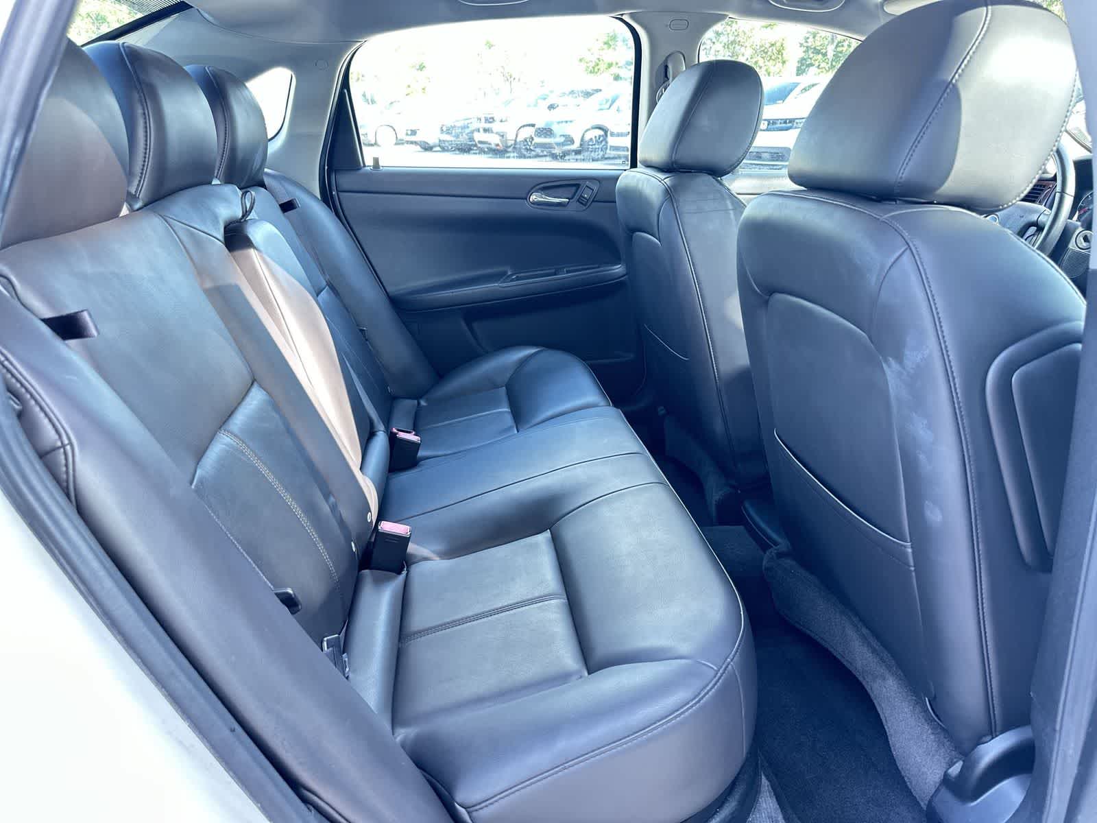 Thumbnail: 2011 Chevrolet Impala - 16