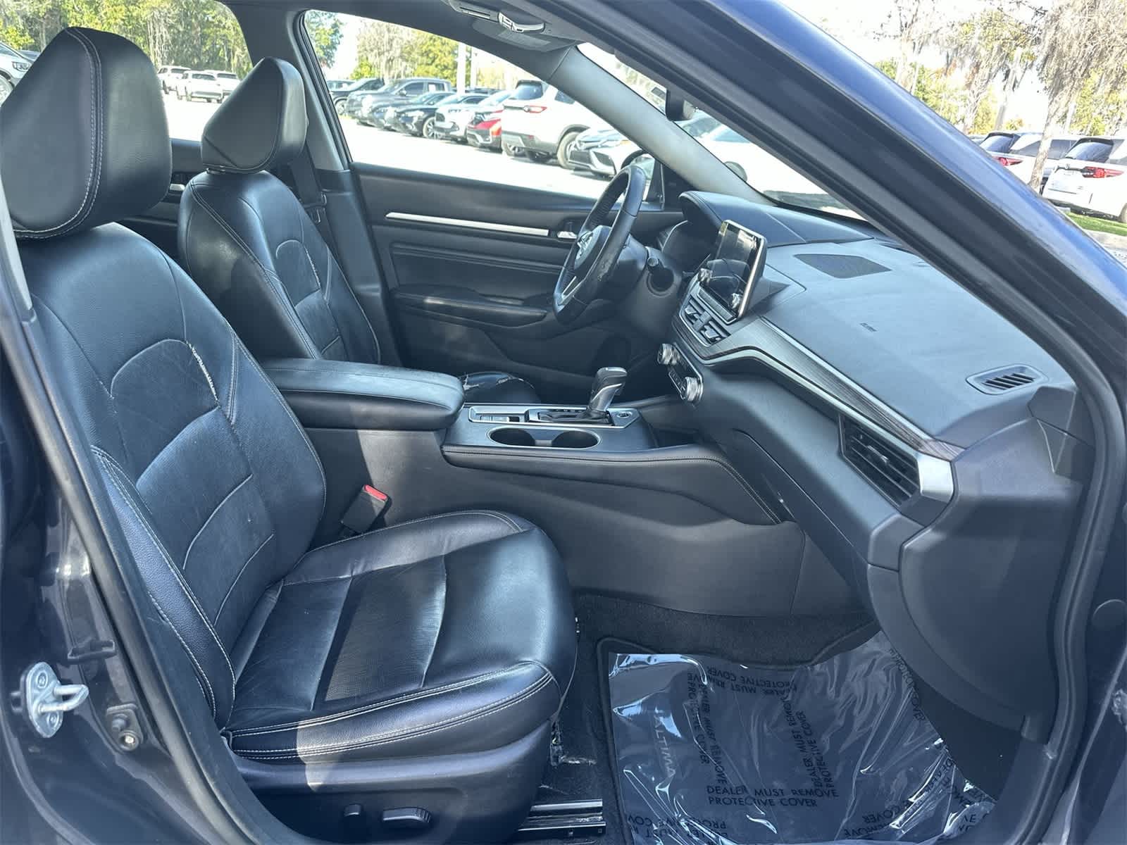 Thumbnail: 2019 Nissan Altima - 17