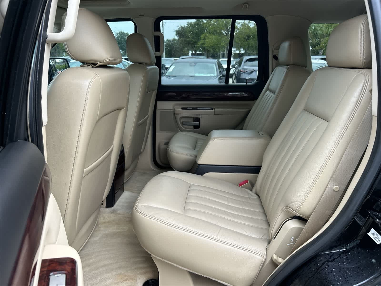 Thumbnail: 2005 Lincoln Aviator - 15