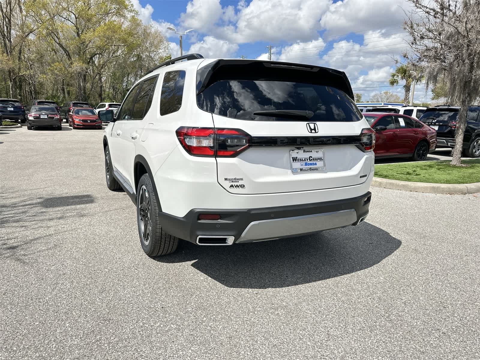 Thumbnail: 2026 Honda Pilot - 4