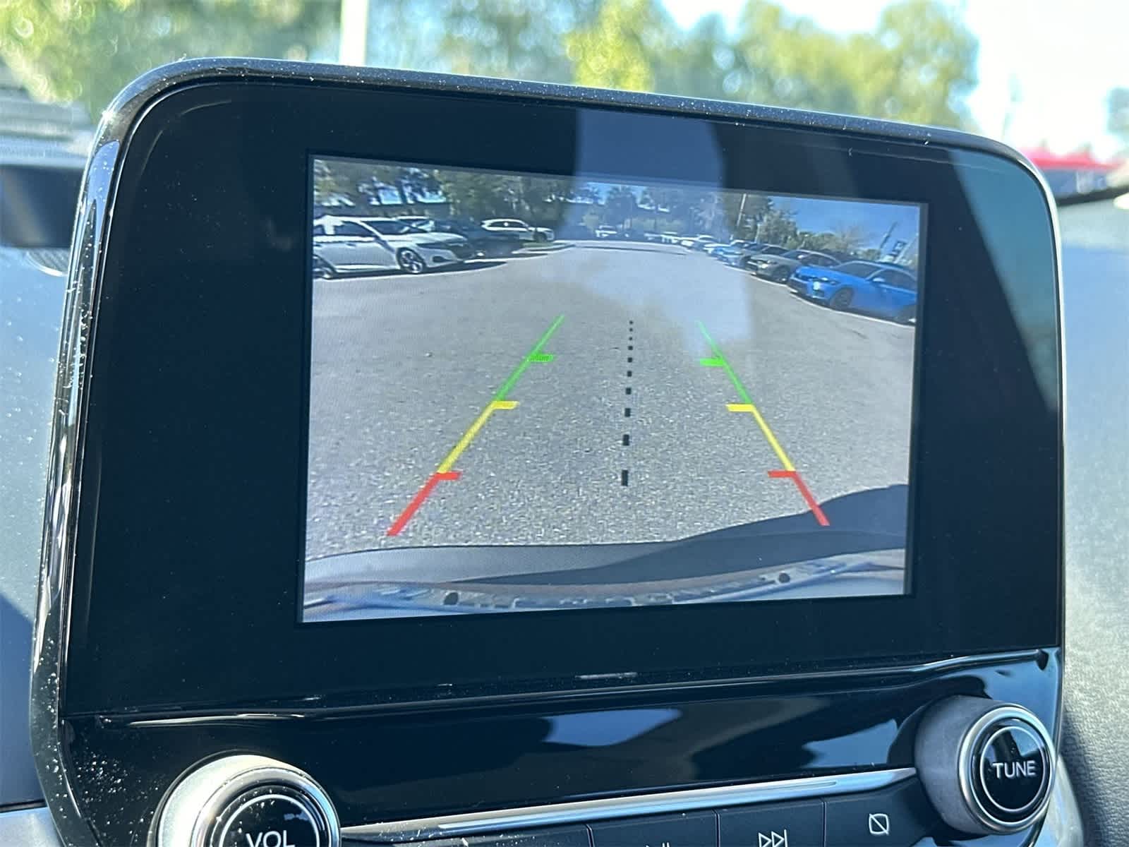 Thumbnail: 2018 Ford EcoSport - 20