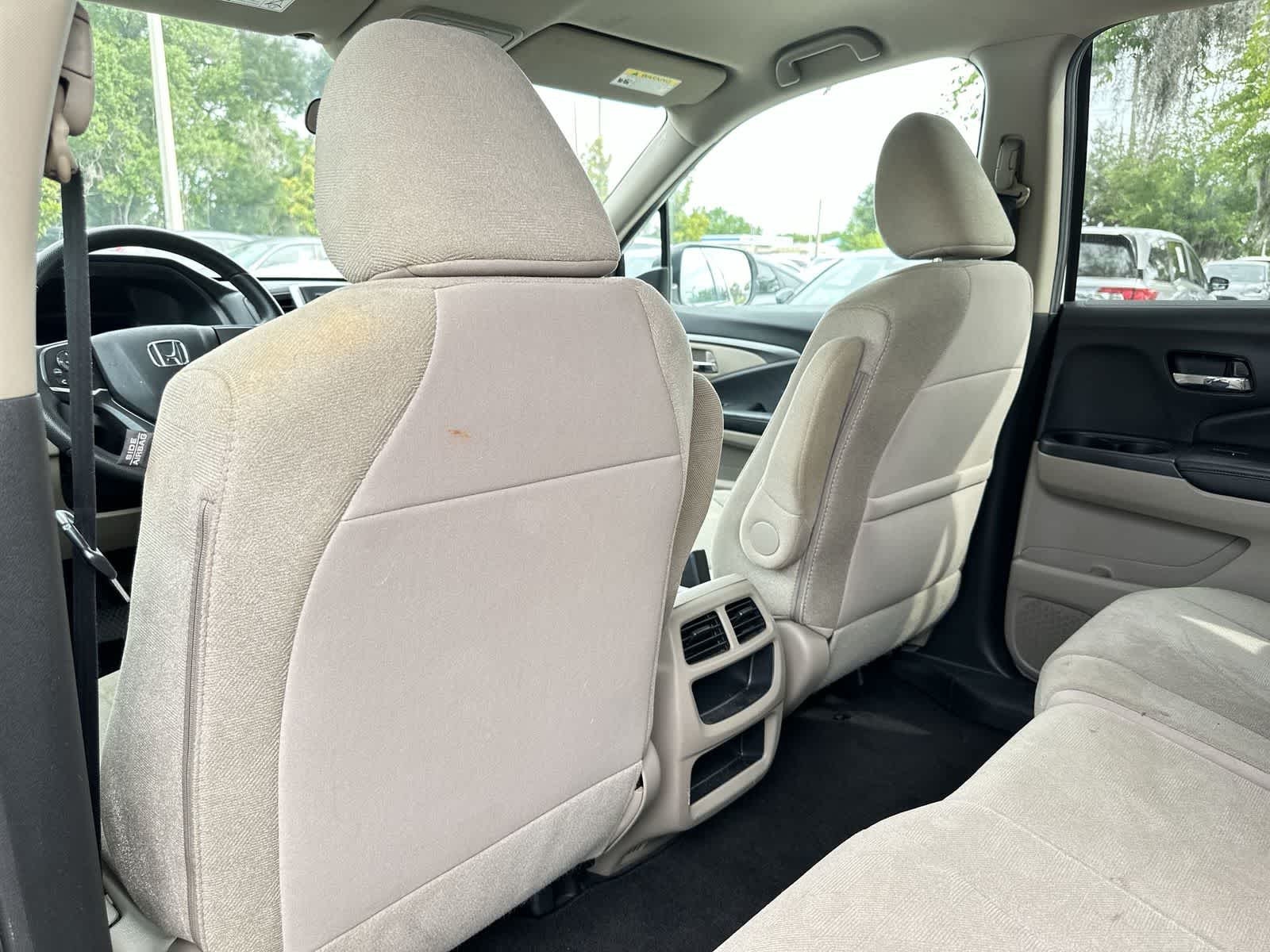 Thumbnail: 2019 Honda Pilot - 13