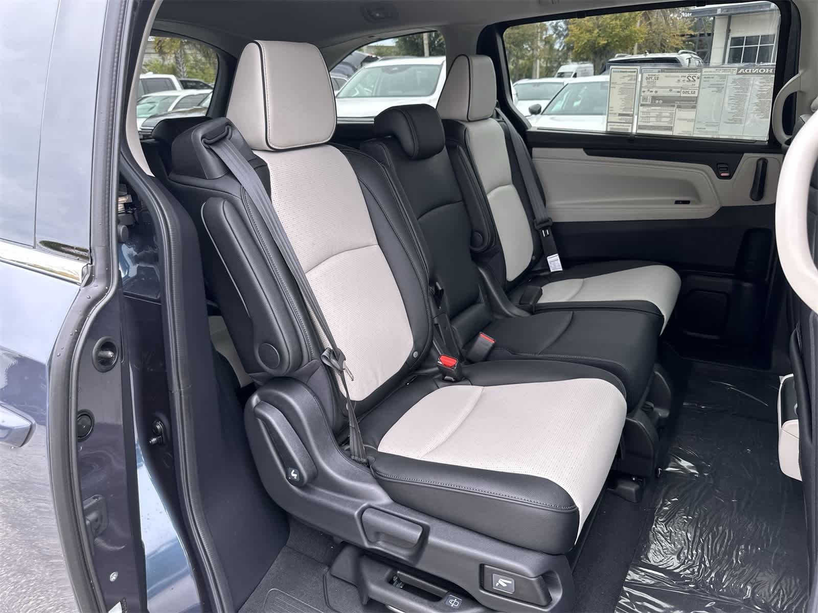 Thumbnail: 2026 Honda Odyssey - 18