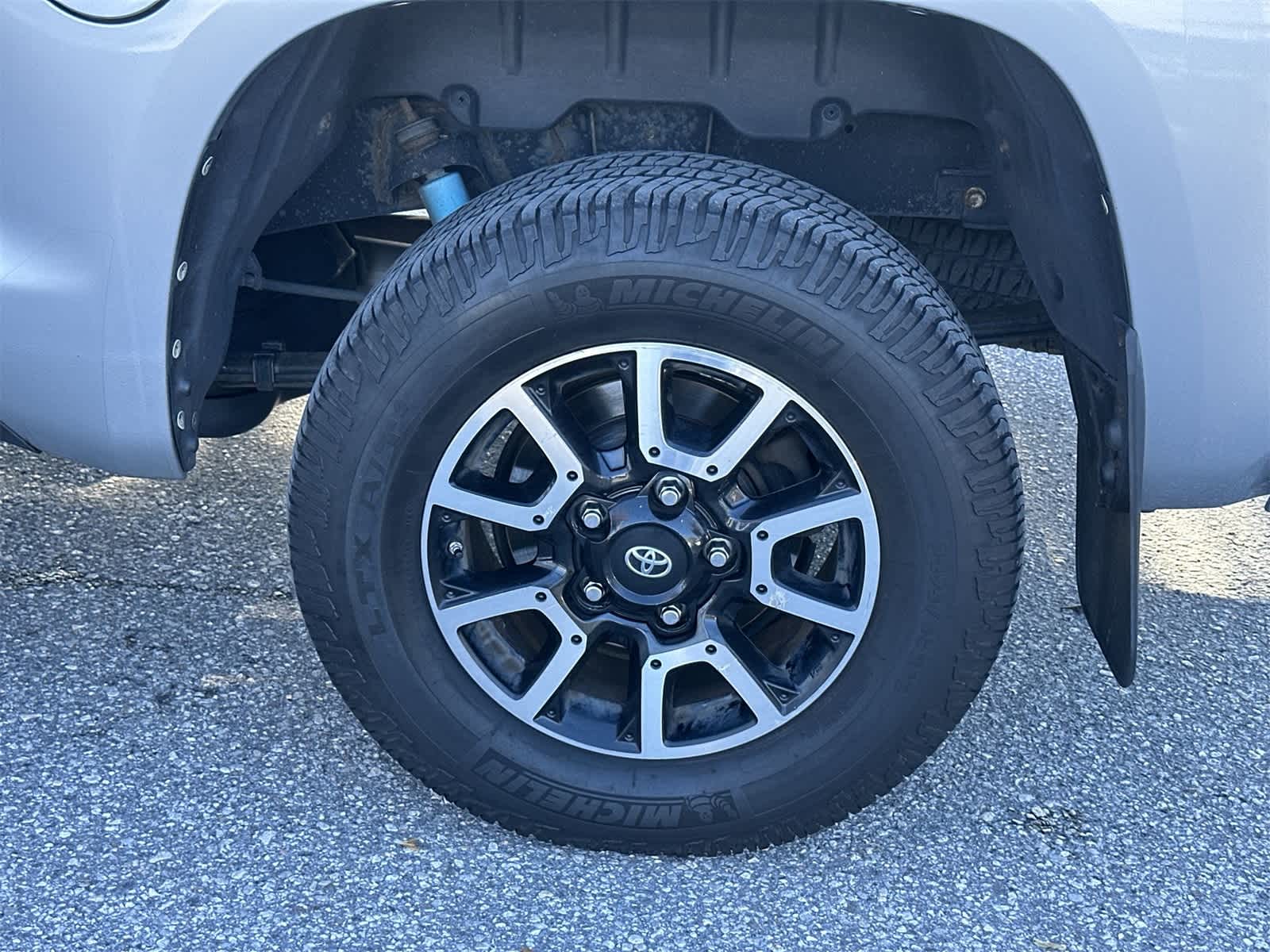 Thumbnail: 2015 Toyota Tundra - 12