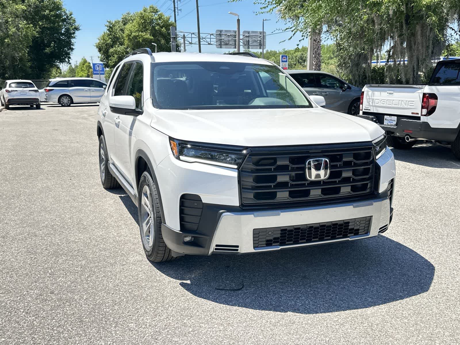 Thumbnail: 2026 Honda Pilot - 8