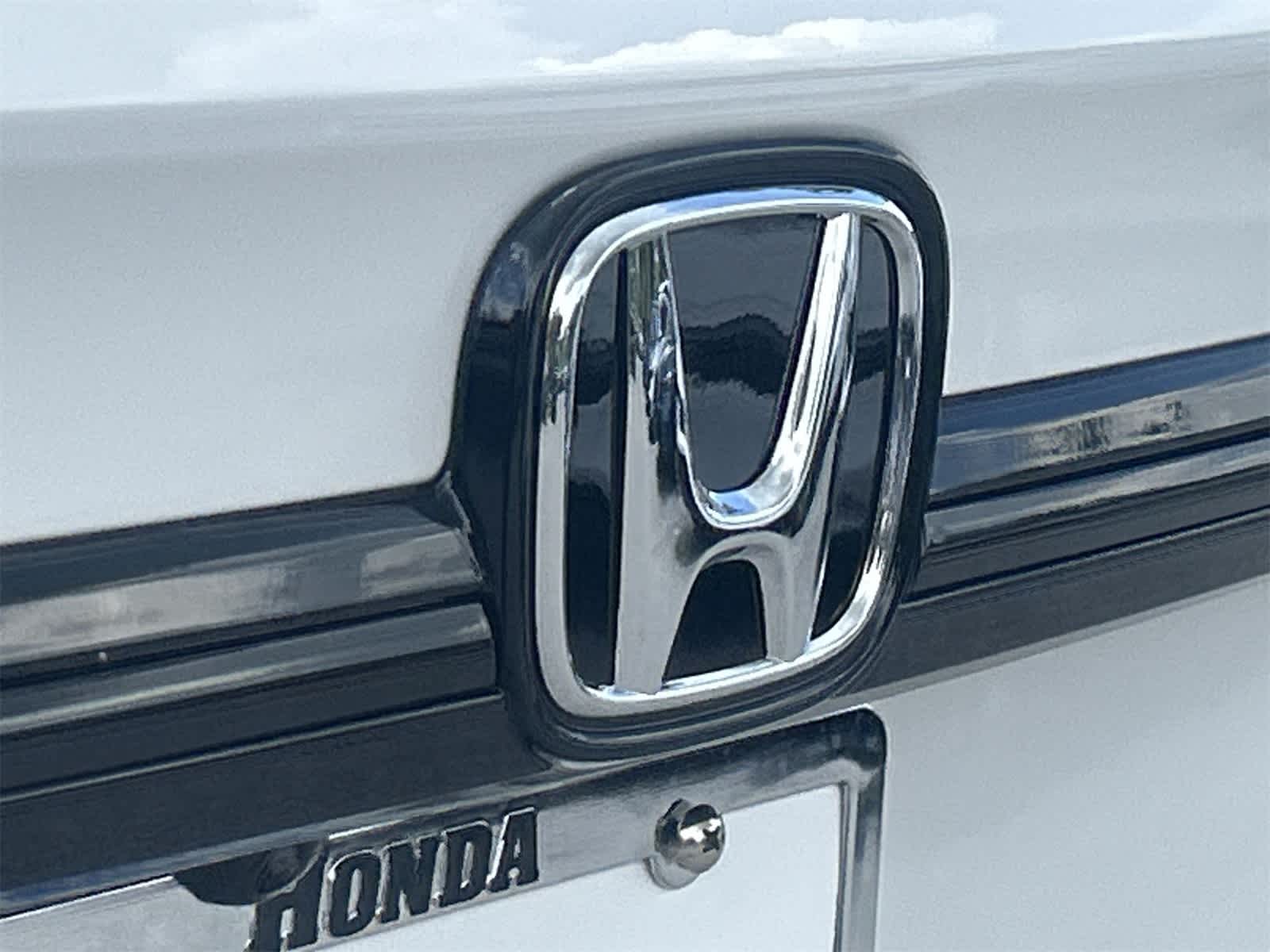 Thumbnail: 2026 Honda Odyssey - 10