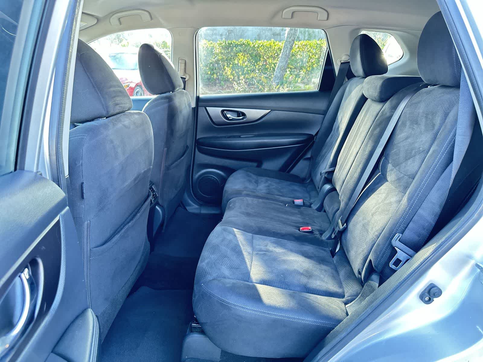 Thumbnail: 2015 Nissan Rogue - 15