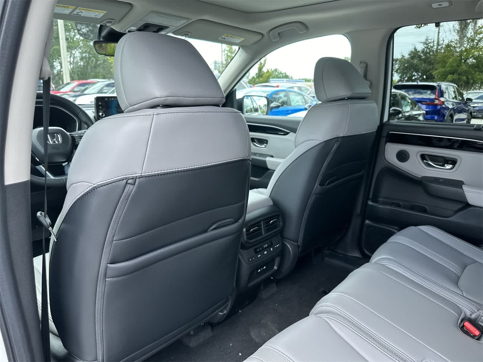 Thumbnail: 2025 Honda Pilot - 14