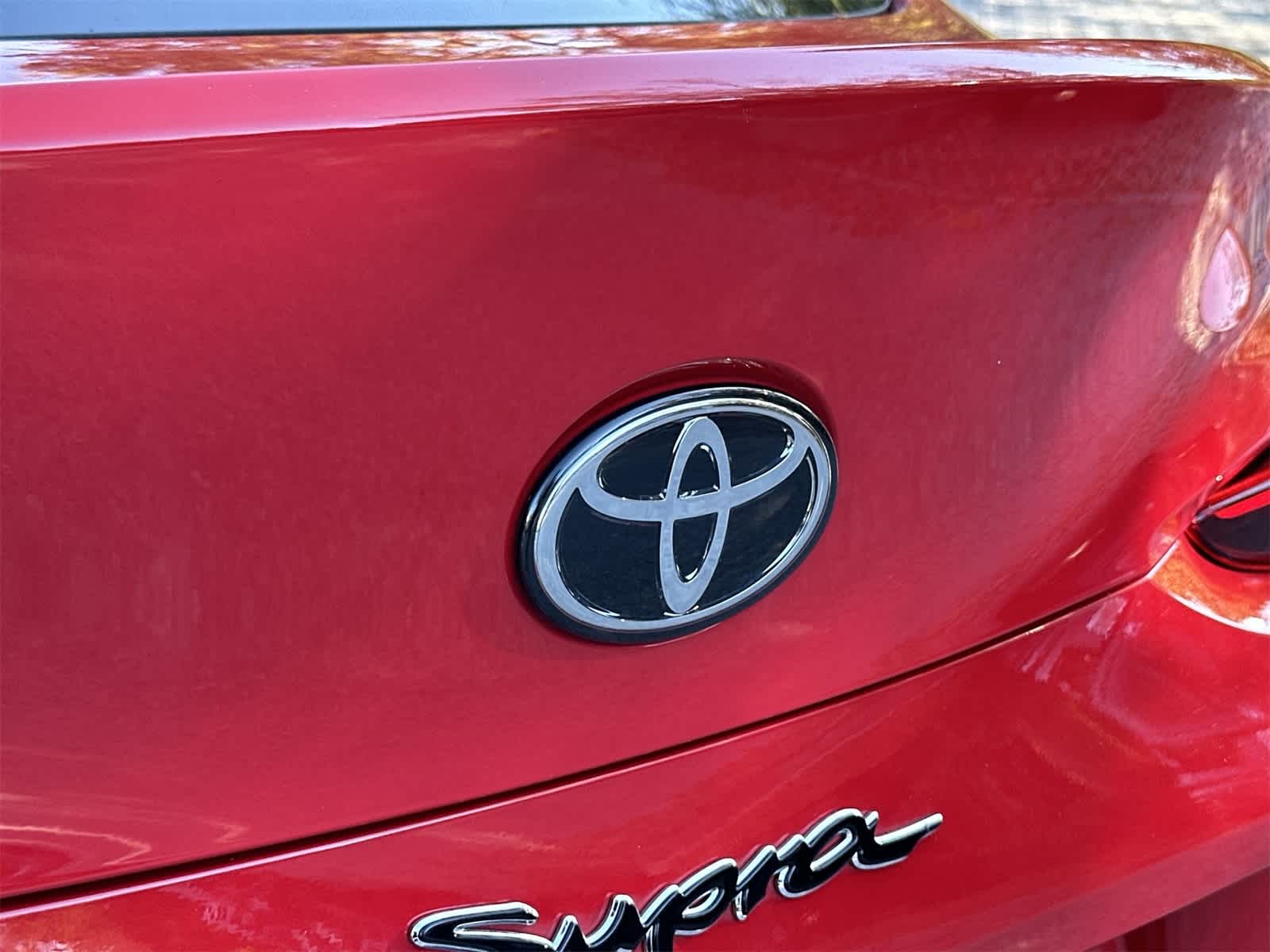 Thumbnail: 2025 Toyota GR Supra - 10