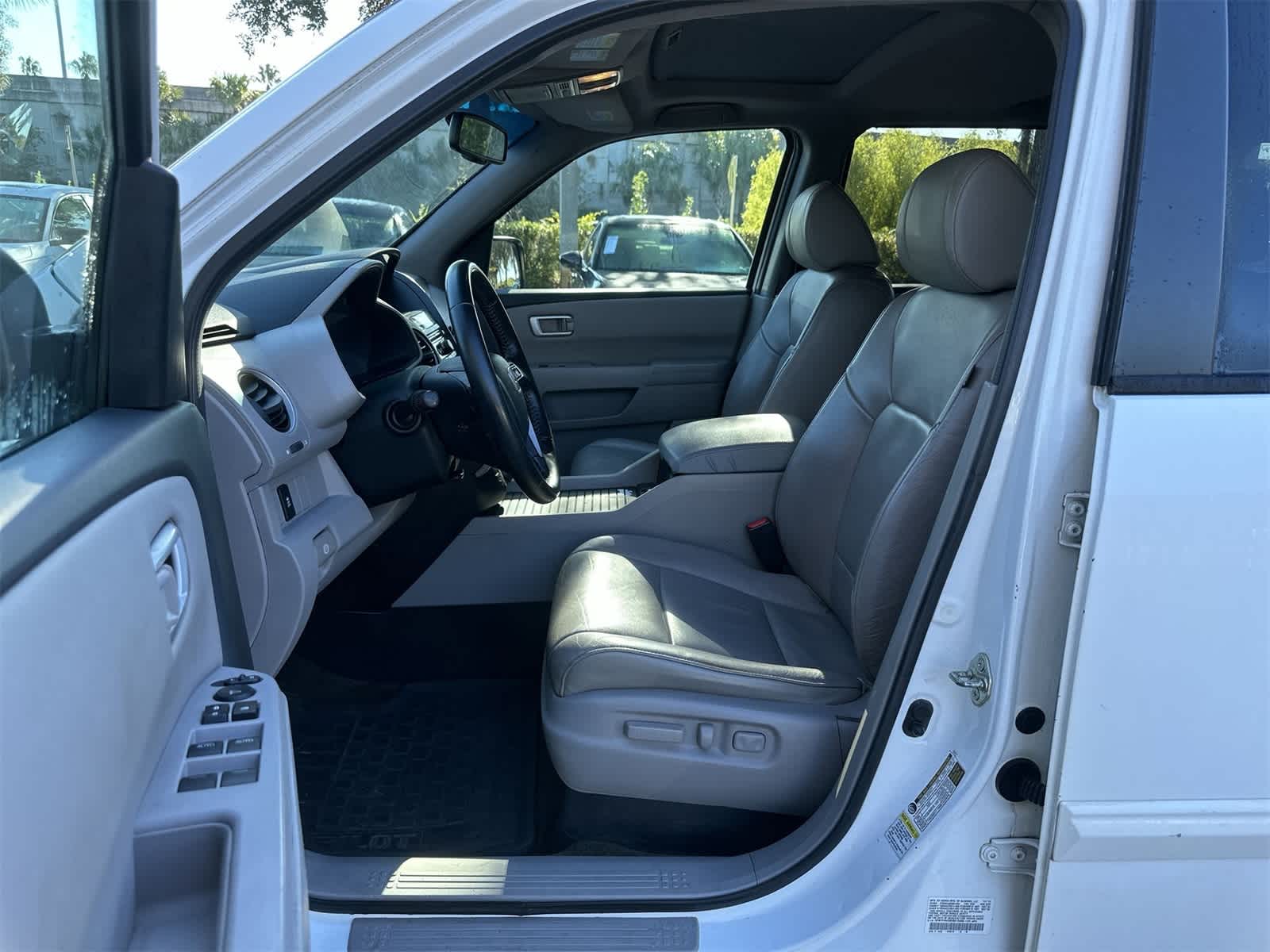 Thumbnail: 2014 Honda Pilot - 2