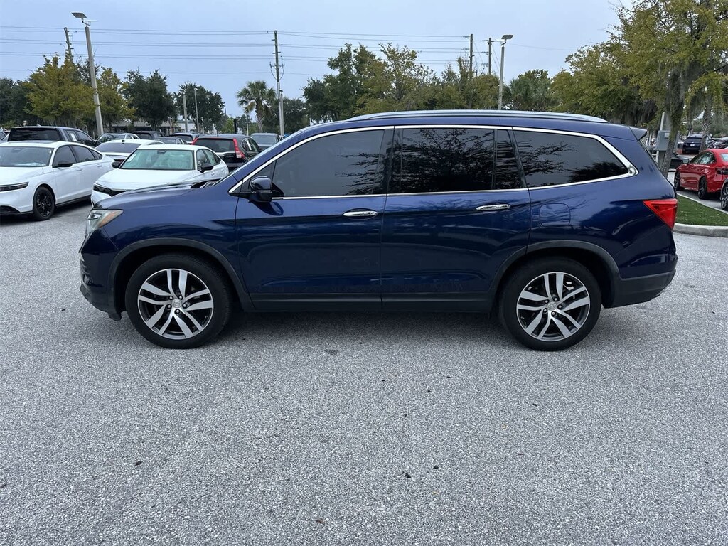 Used 2016 Honda Pilot Touring FWD SUV
