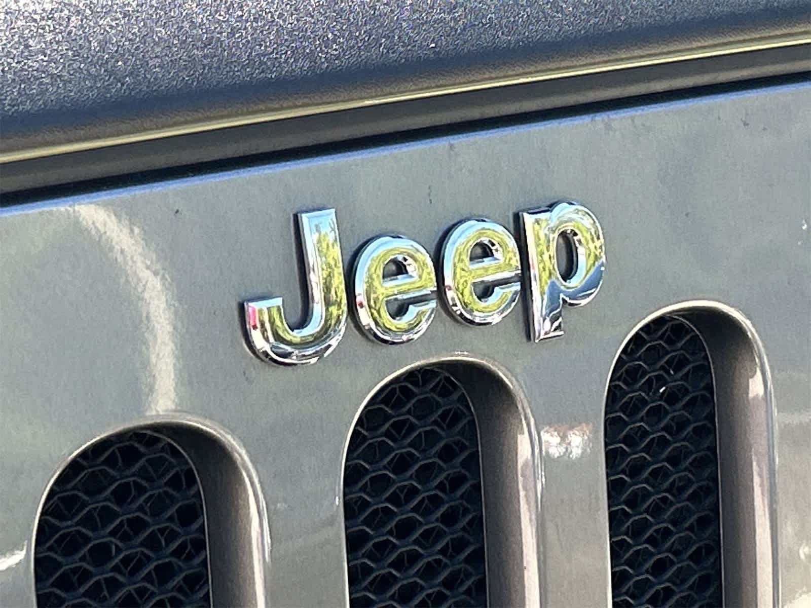 Thumbnail: 2013 Jeep Wrangler - 10