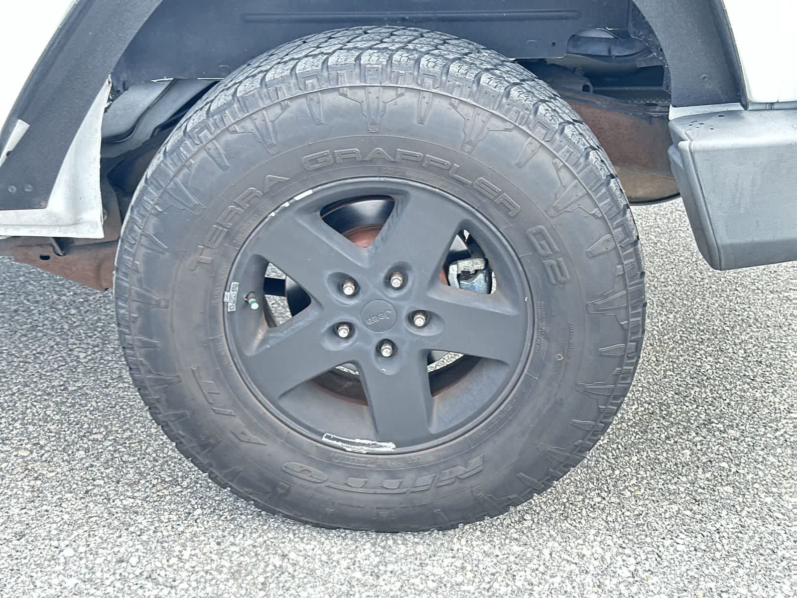 Thumbnail: 2013 Jeep Wrangler - 12
