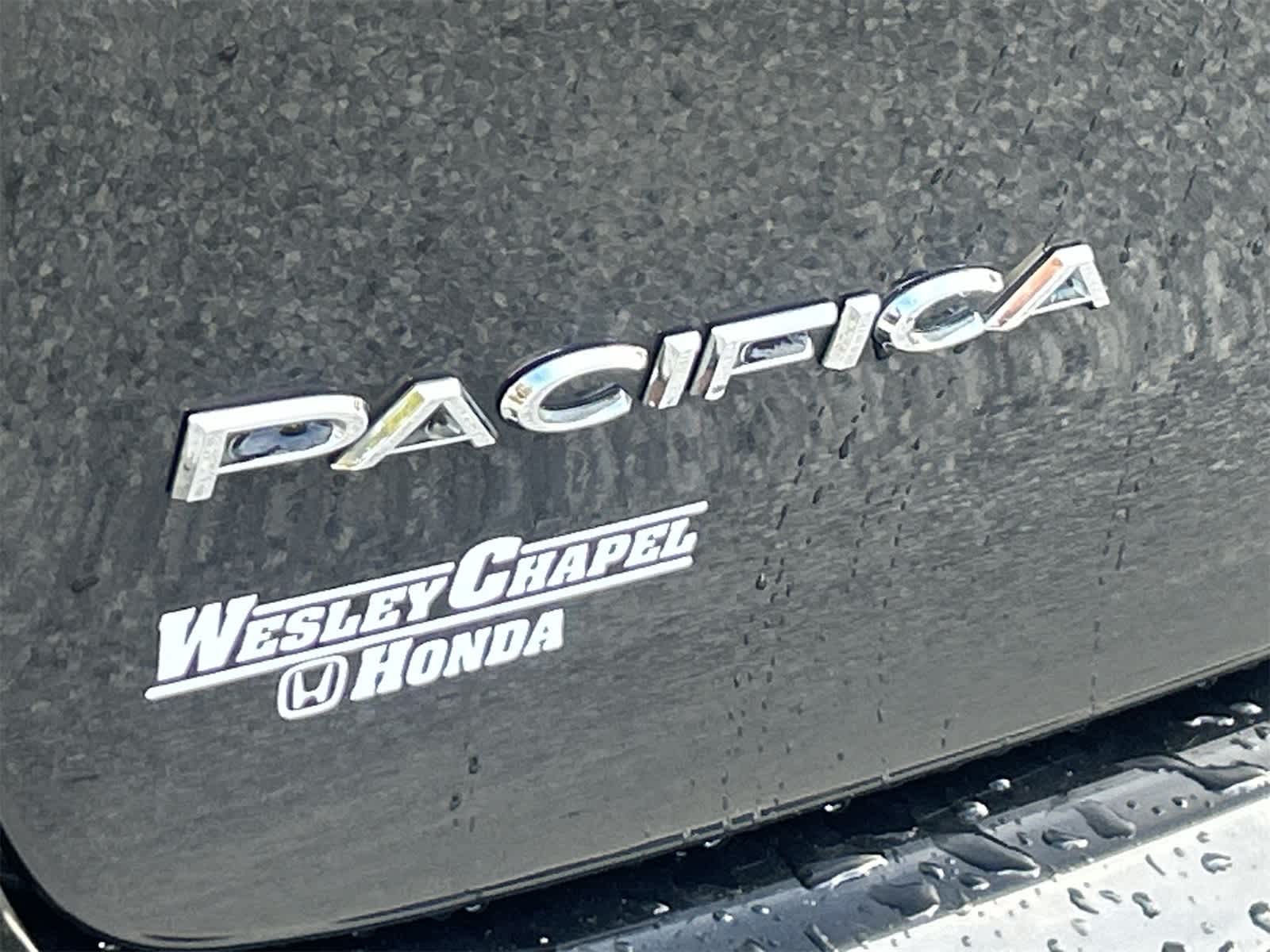Thumbnail: 2017 Chrysler Pacifica - 11