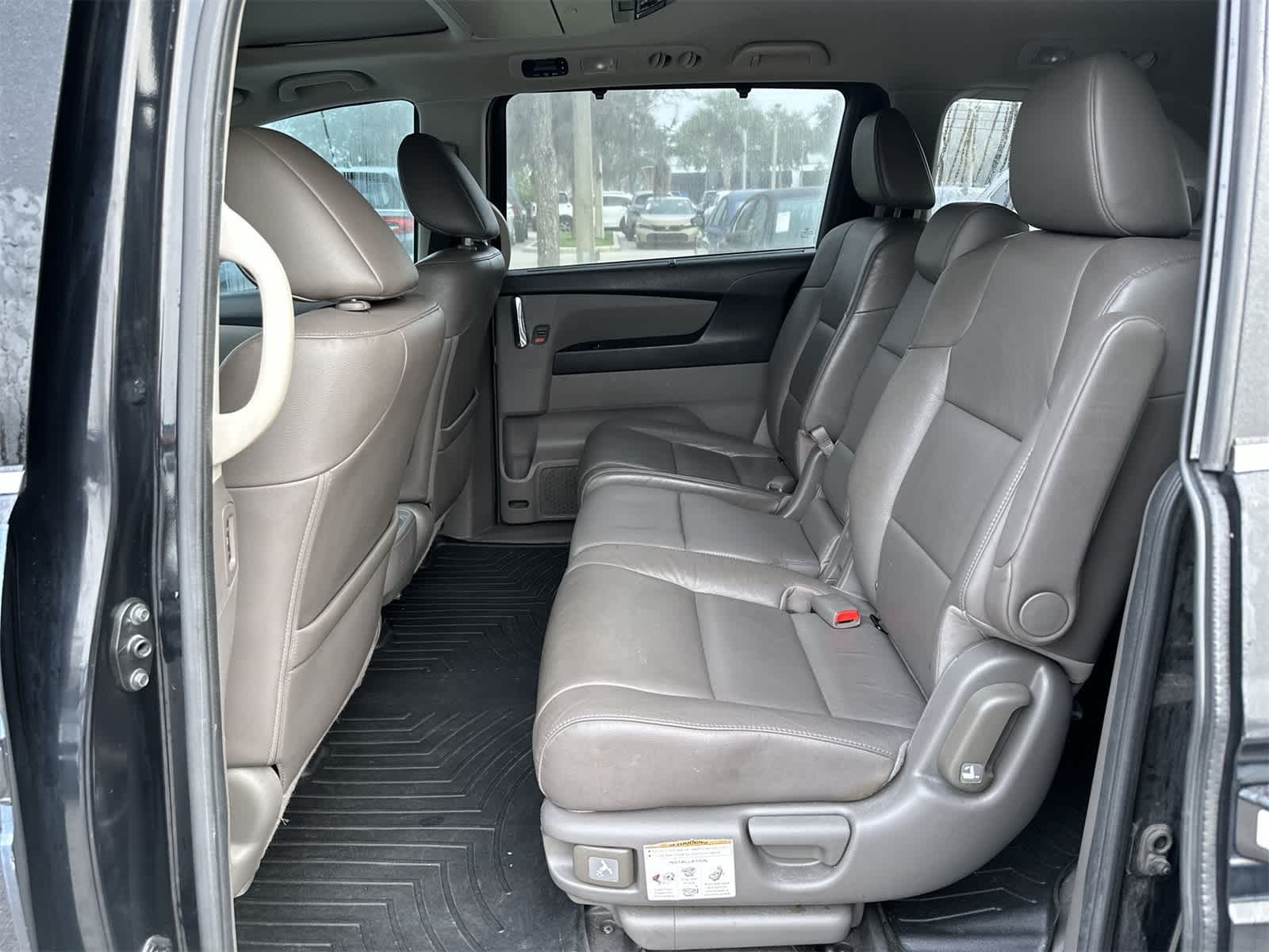 Thumbnail: 2015 Honda Odyssey - 15