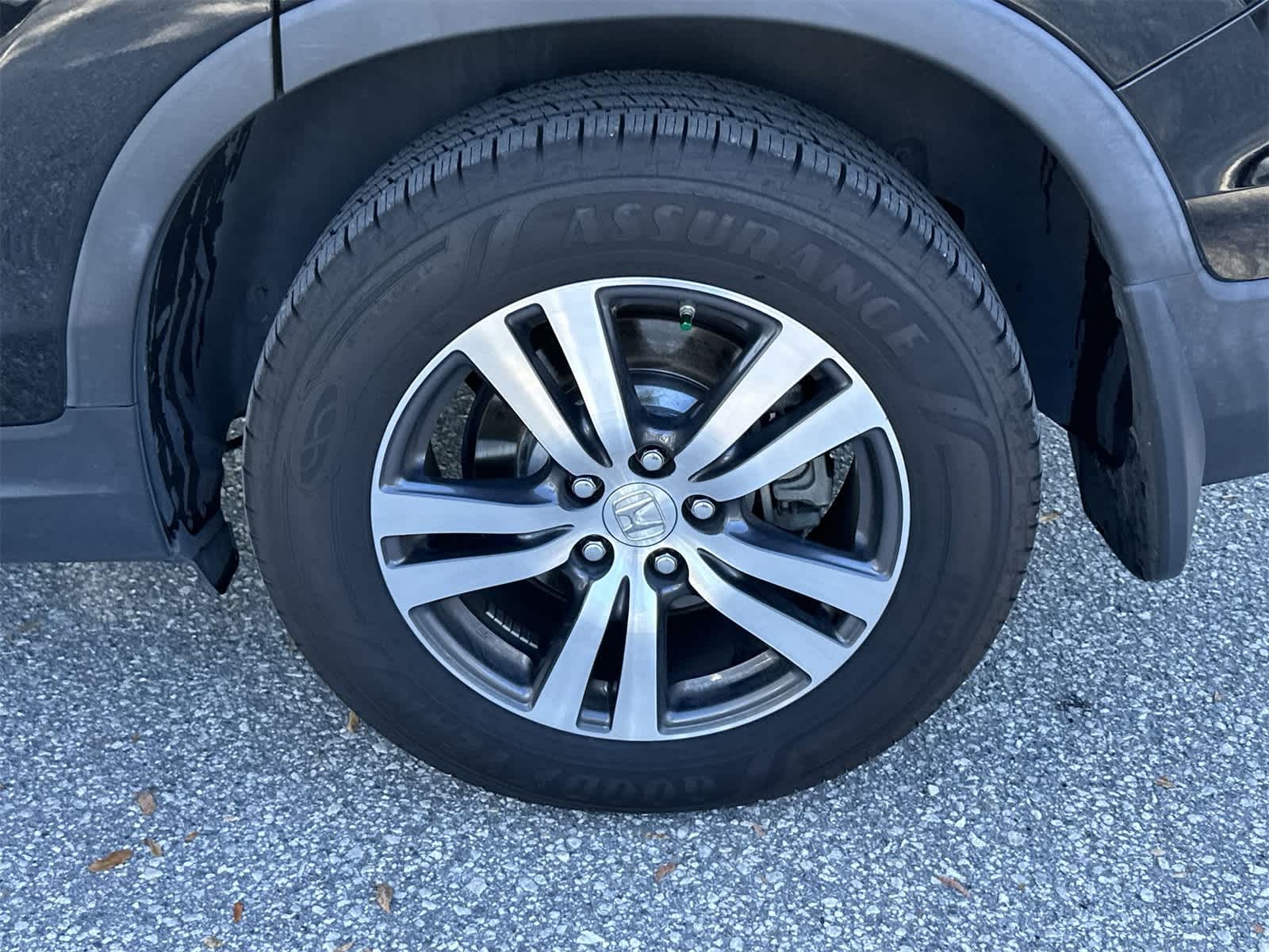 Thumbnail: 2017 Honda Pilot - 12