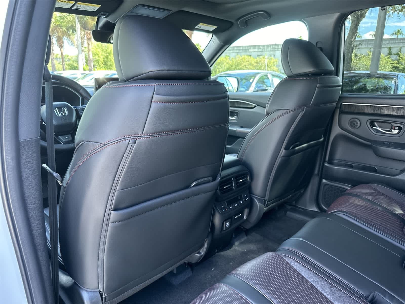 Thumbnail: 2025 Honda Pilot - 14