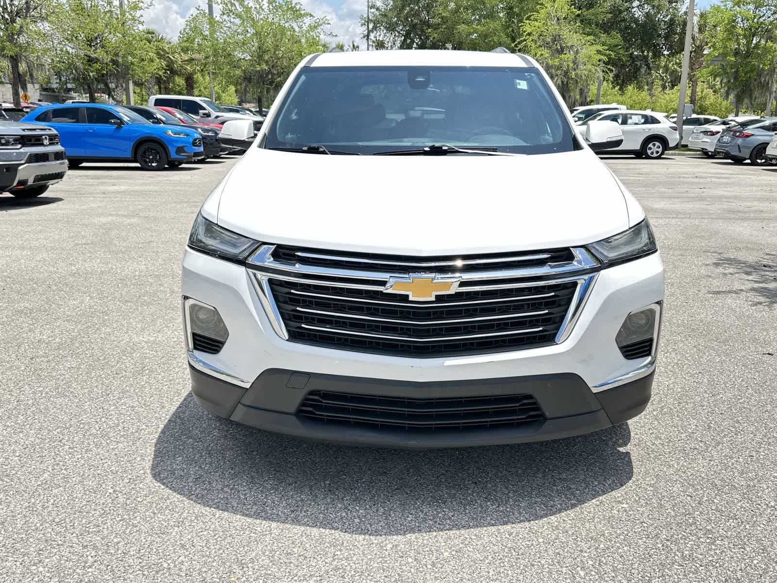 Thumbnail: 2023 Chevrolet Traverse - 8