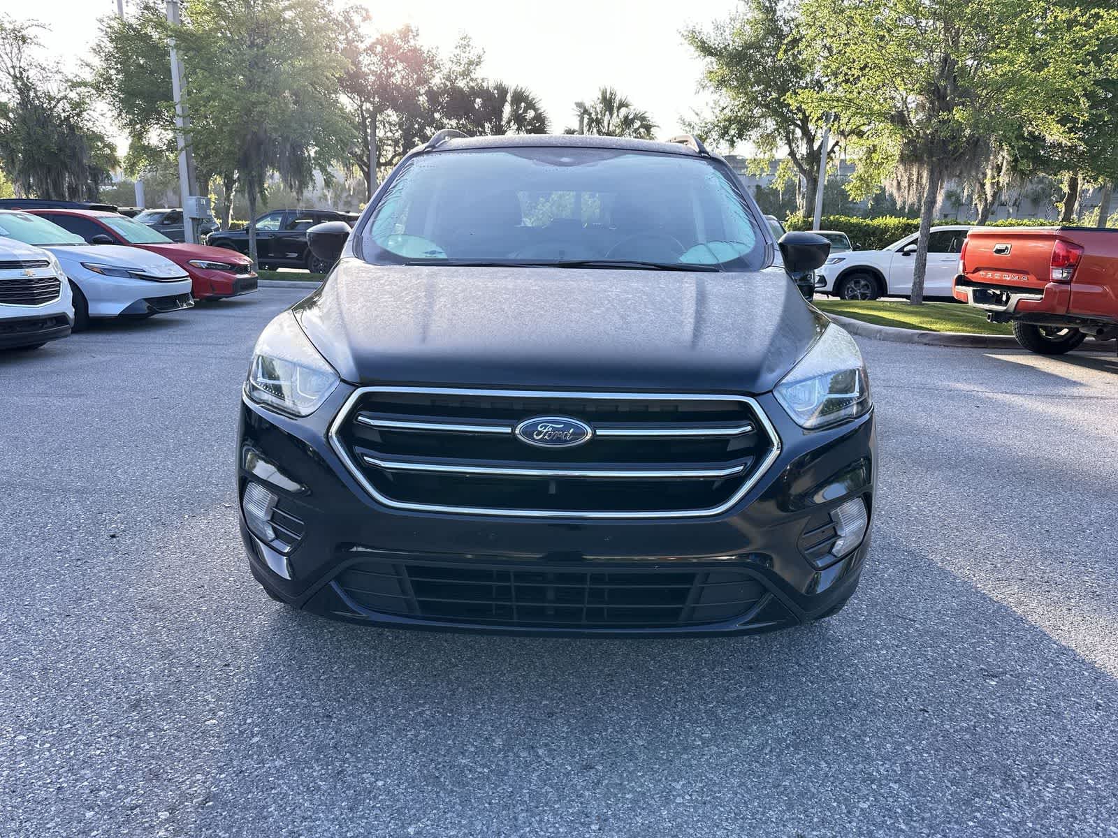 Thumbnail: 2018 Ford Escape - 9