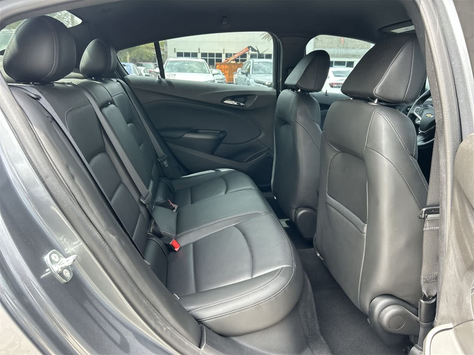 Thumbnail: 2018 Chevrolet Cruze - 14