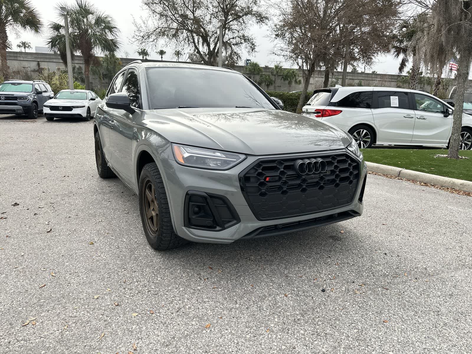 Thumbnail: 2021 Audi SQ5 - 8
