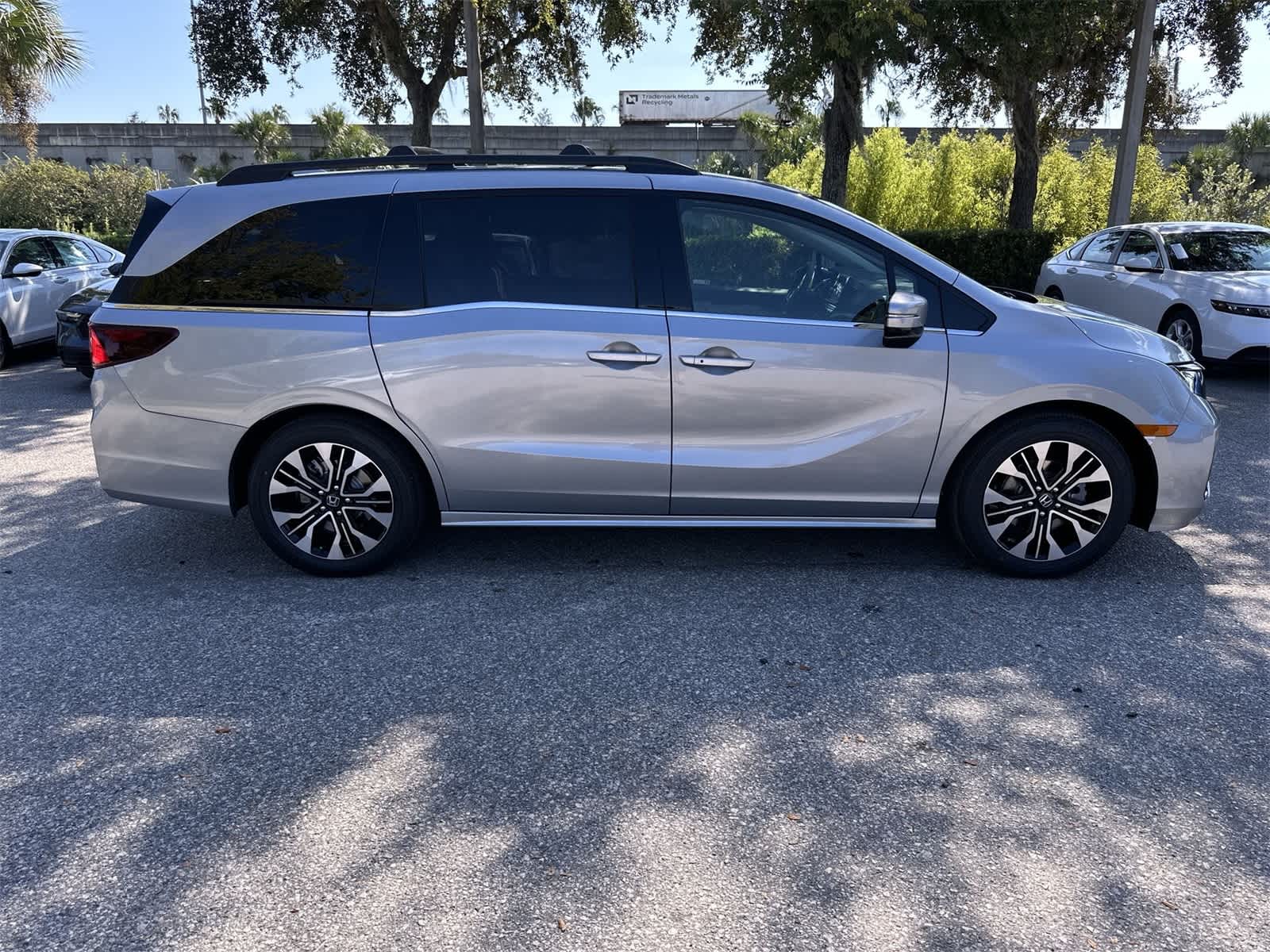 Thumbnail: 2026 Honda Odyssey - 7