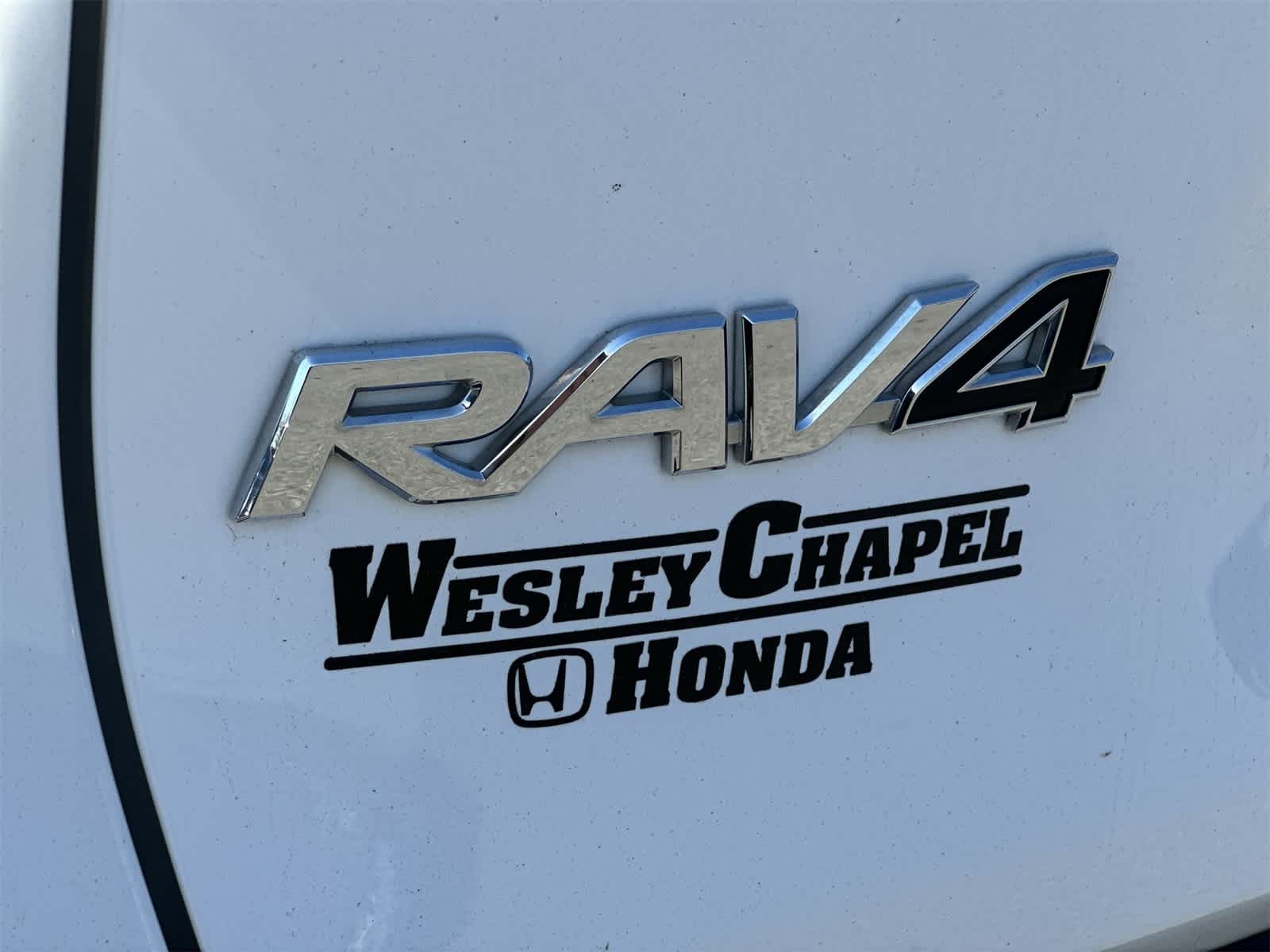 Thumbnail: 2020 Toyota RAV4 - 11