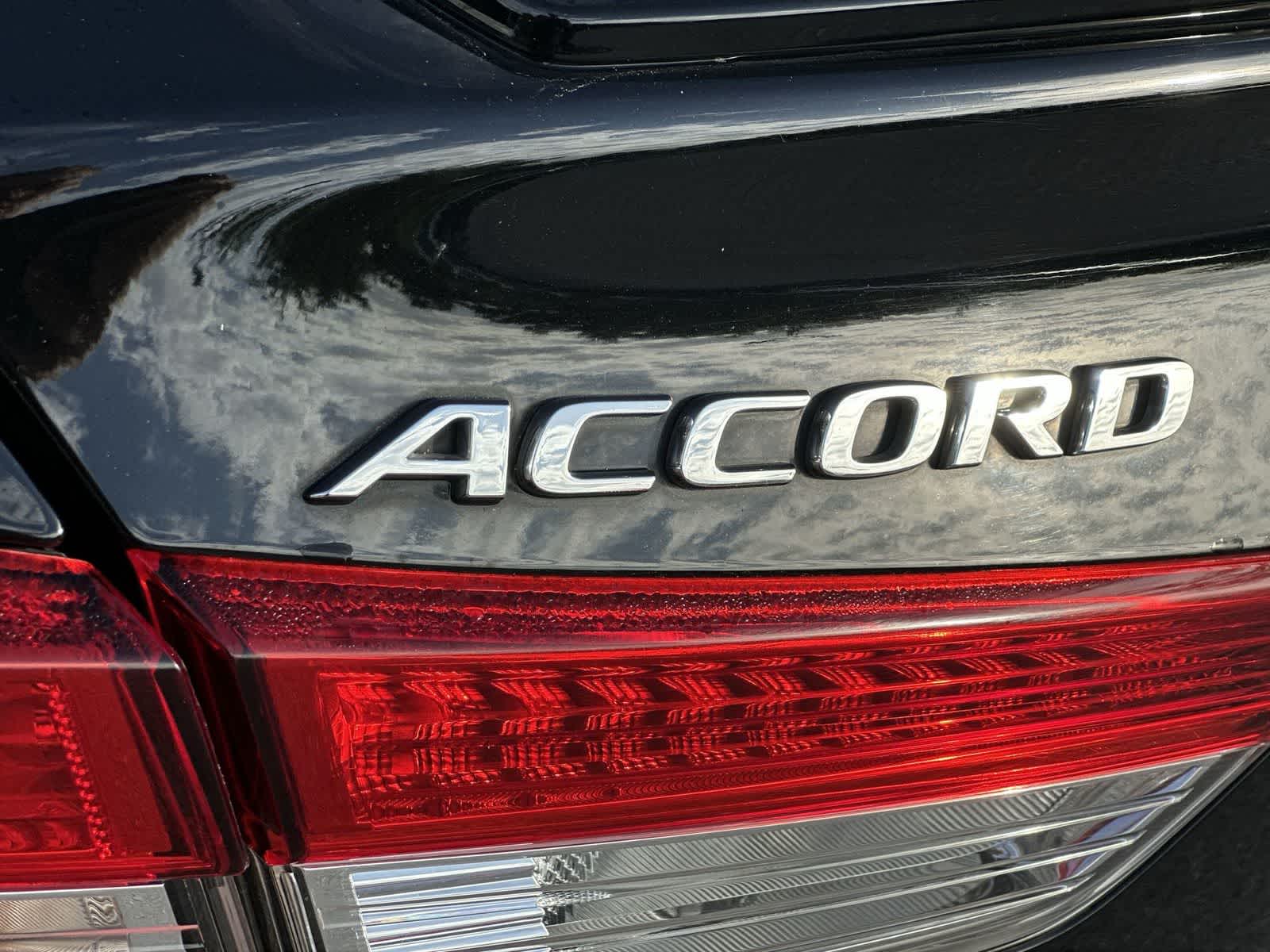 Thumbnail: 2019 Honda Accord - 10