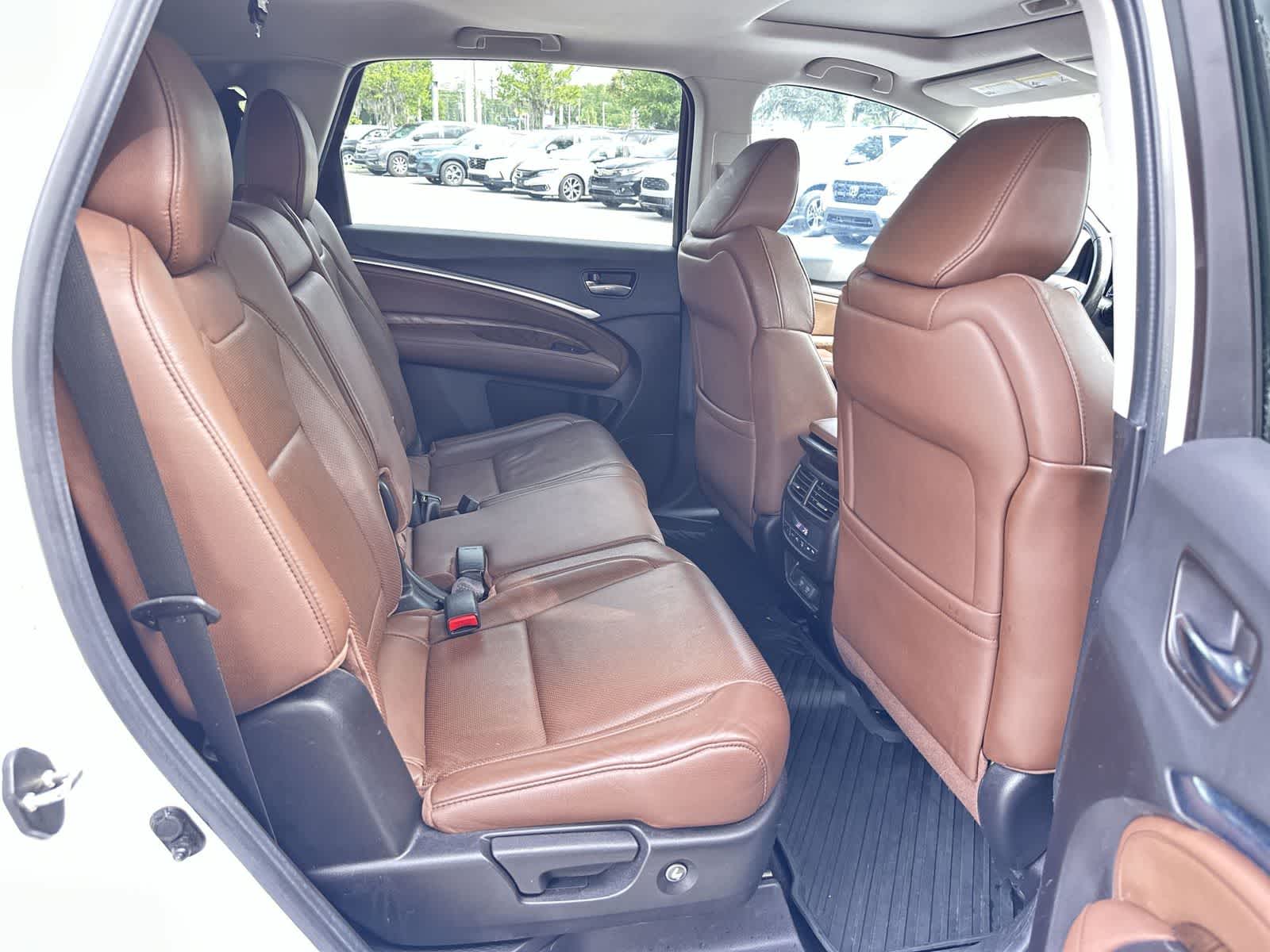 Thumbnail: 2020 Acura MDX - 16