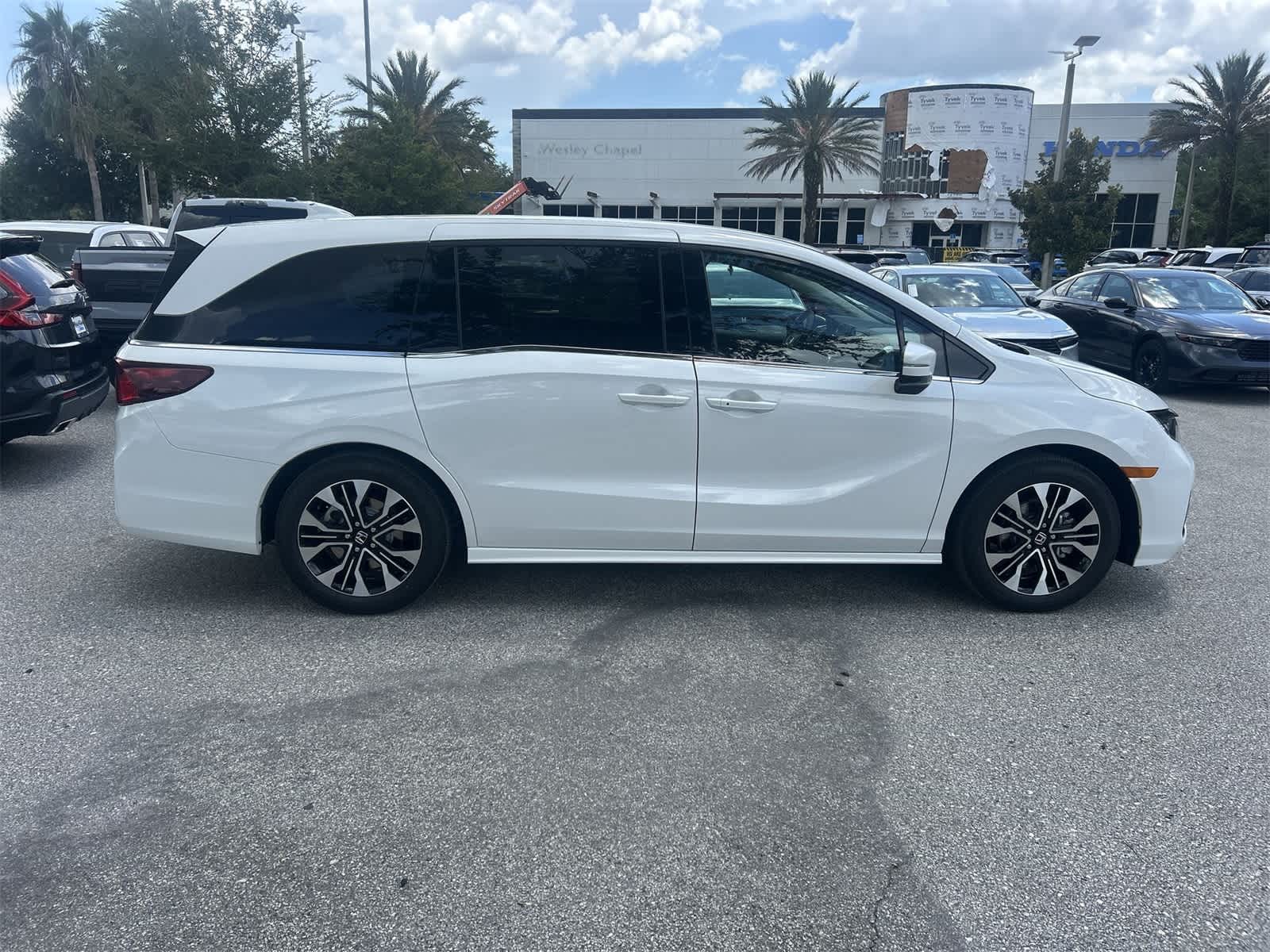 Thumbnail: 2026 Honda Odyssey - 7
