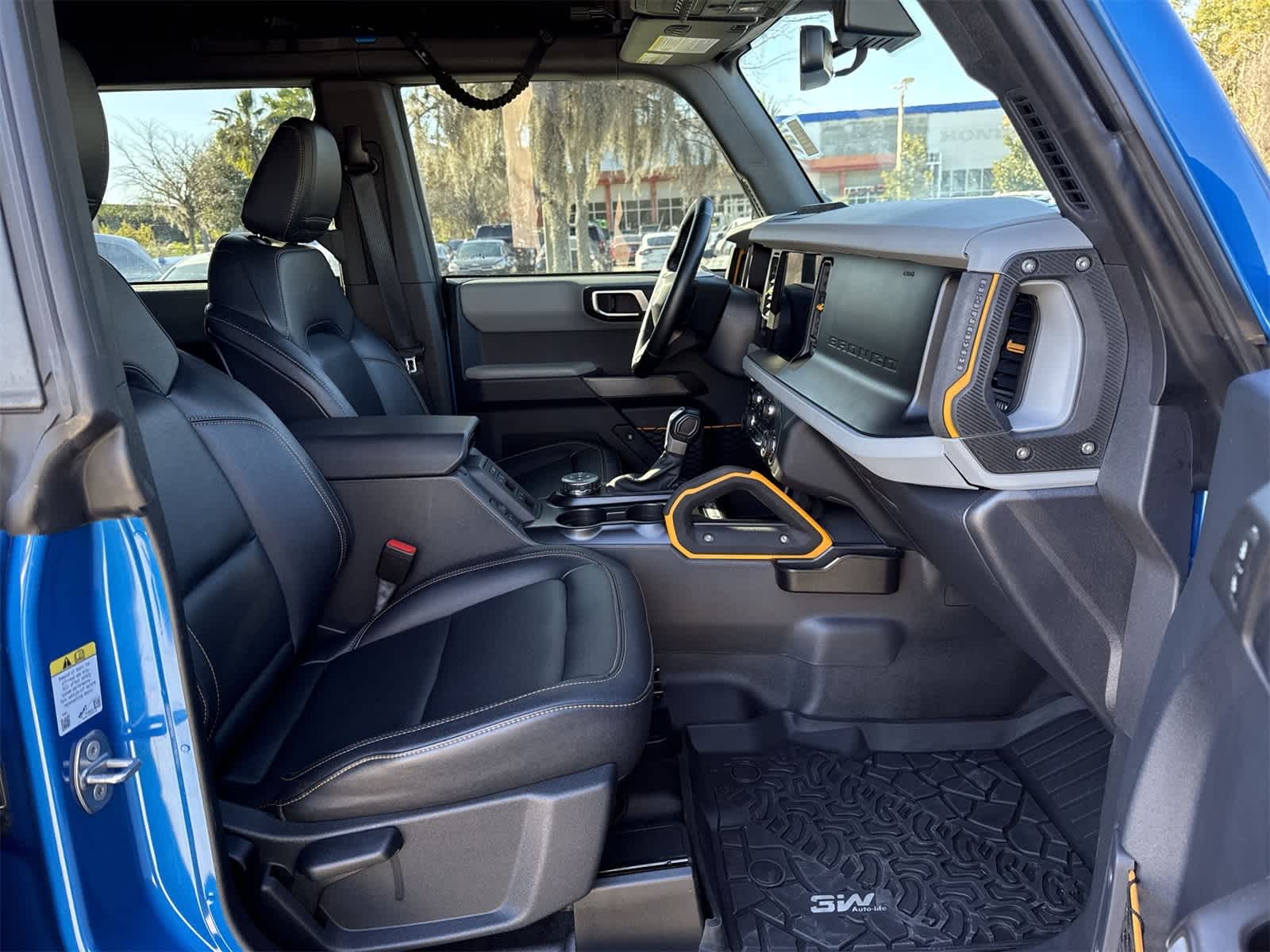 Thumbnail: 2023 Ford Bronco - 17