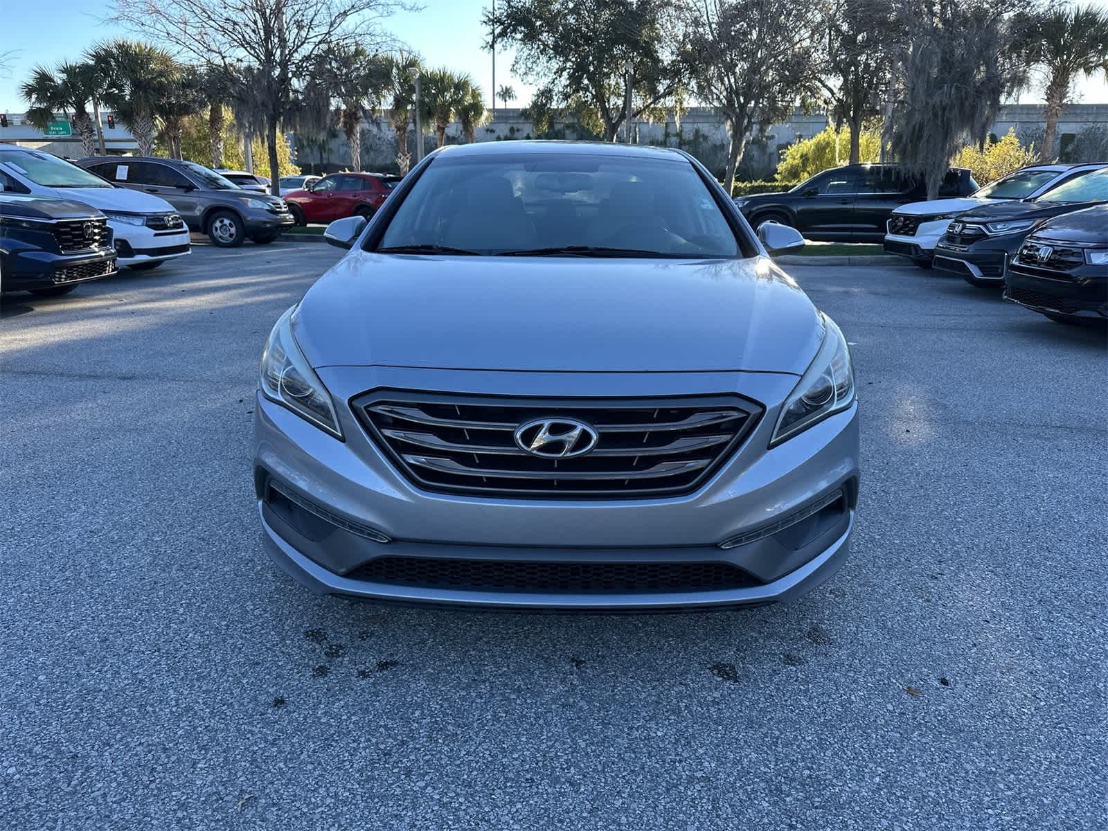 Thumbnail: 2015 Hyundai Sonata - 9