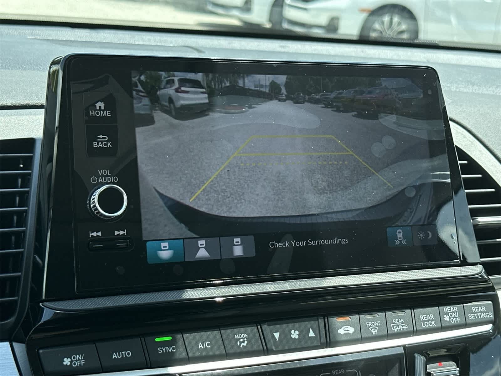 Thumbnail: 2026 Honda Odyssey - 20