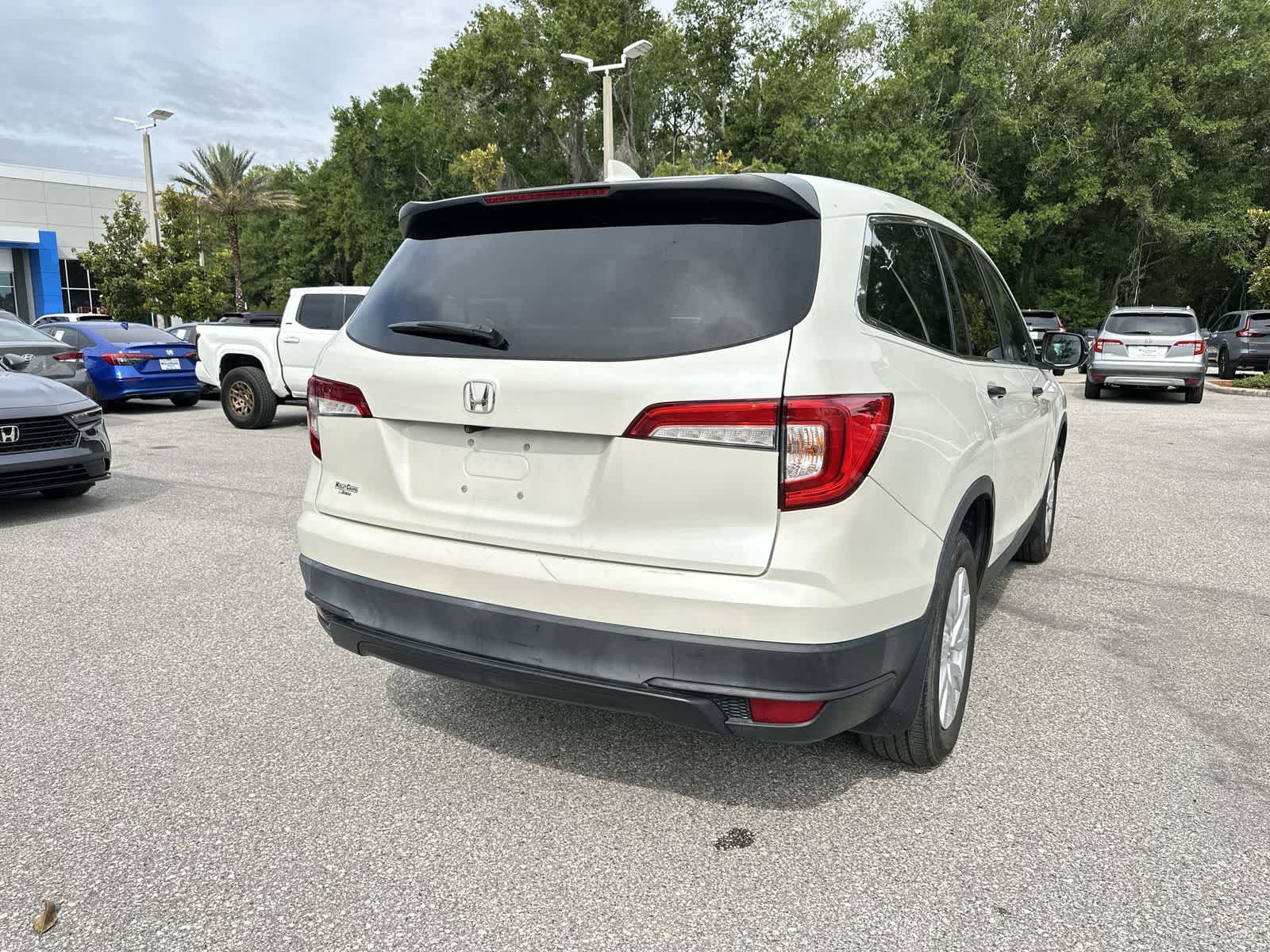 Thumbnail: 2019 Honda Pilot - 6