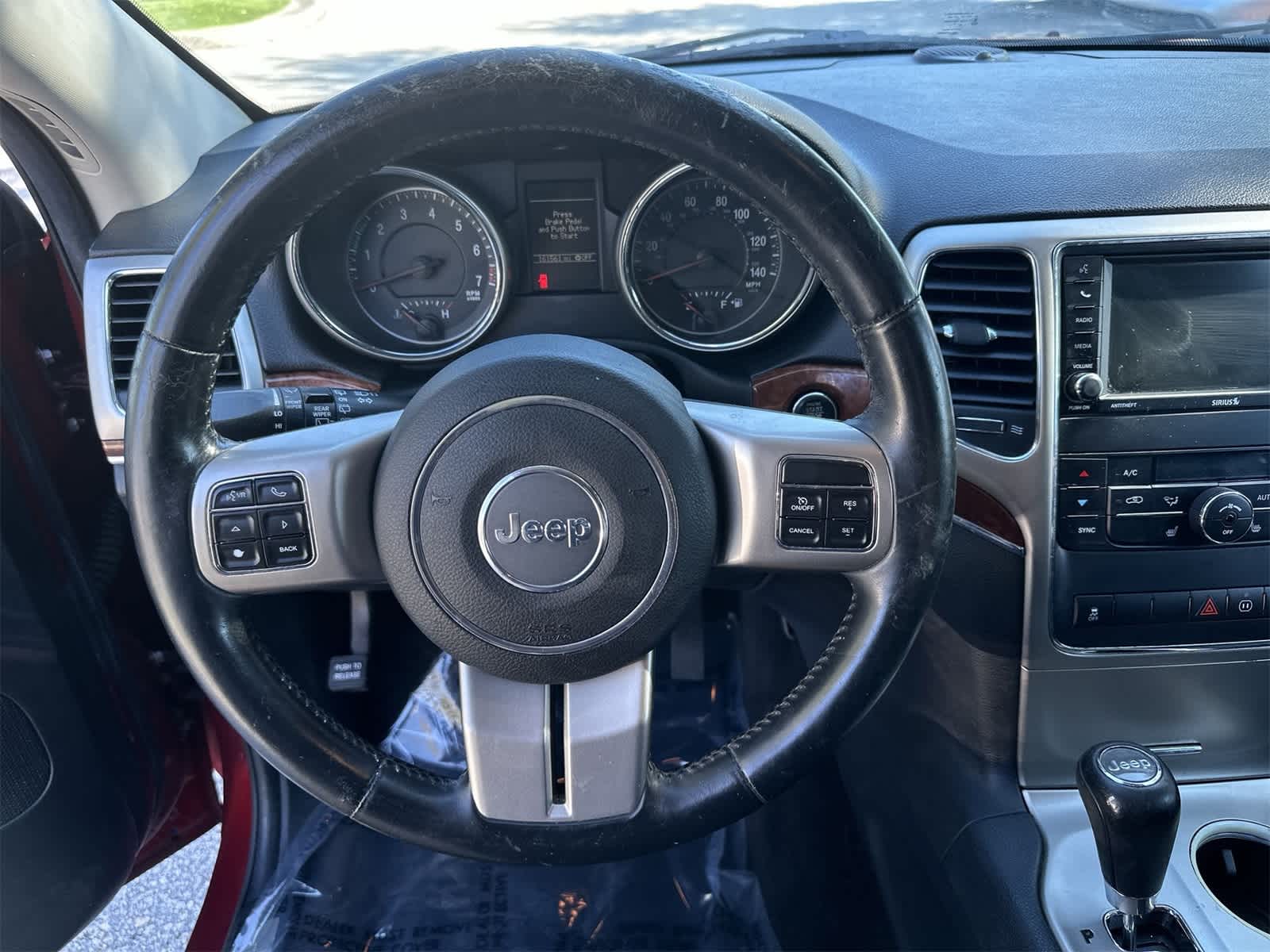 Thumbnail: 2012 Jeep Grand Cherokee - 18