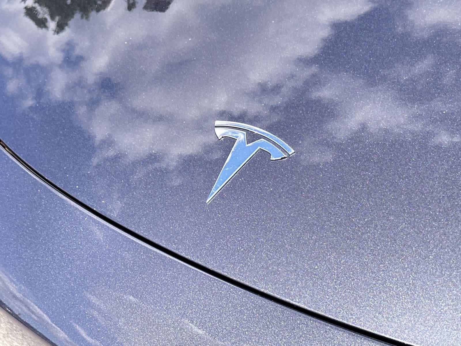Thumbnail: 2022 Tesla Model 3 - 10