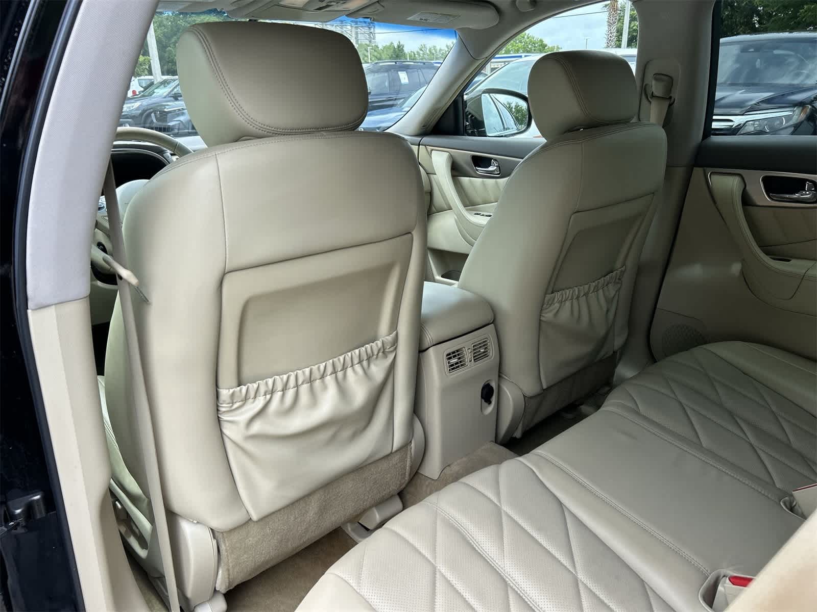 Thumbnail: 2010 INFINITI FX35 - 14