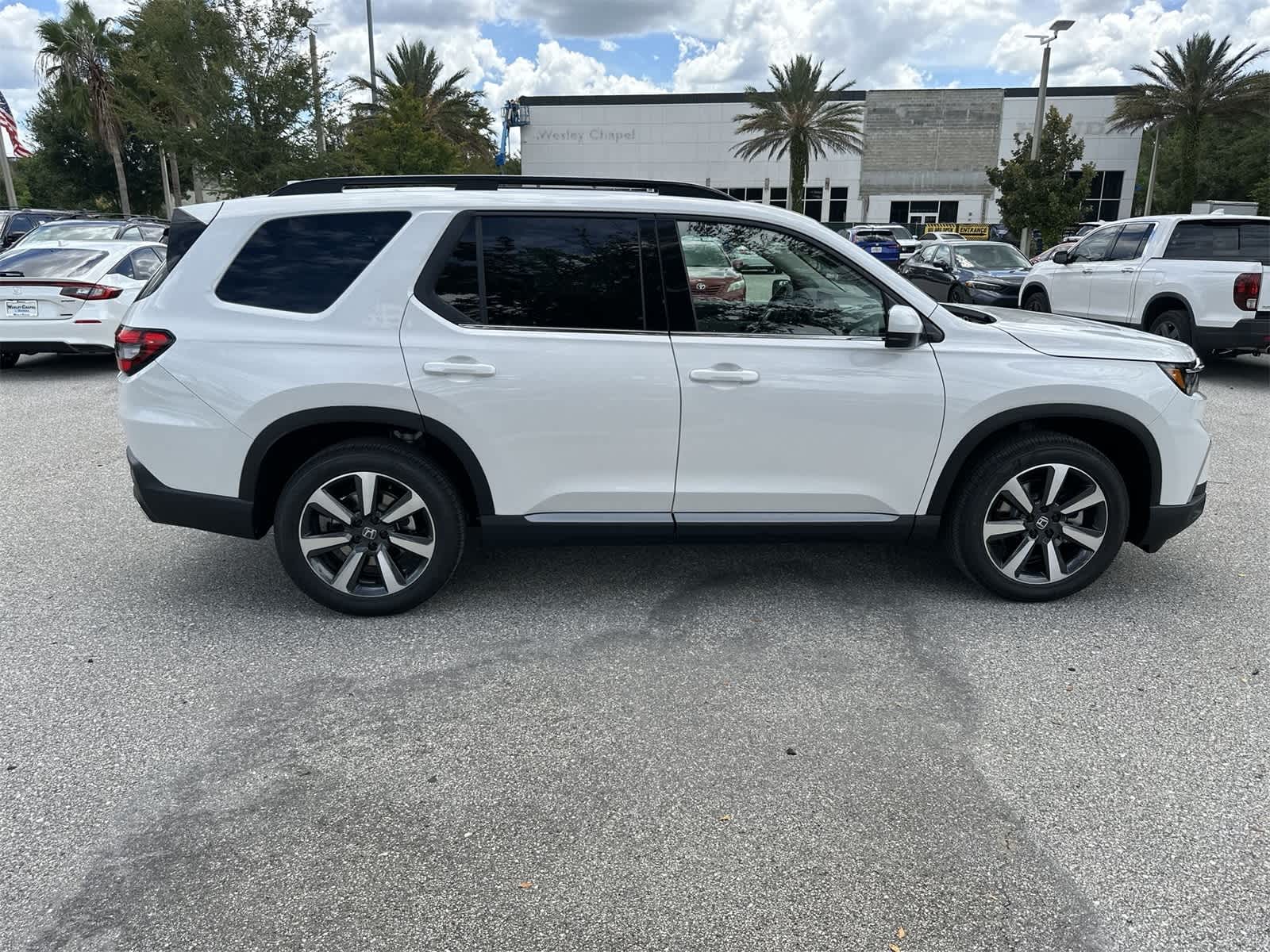 Thumbnail: 2025 Honda Pilot - 7