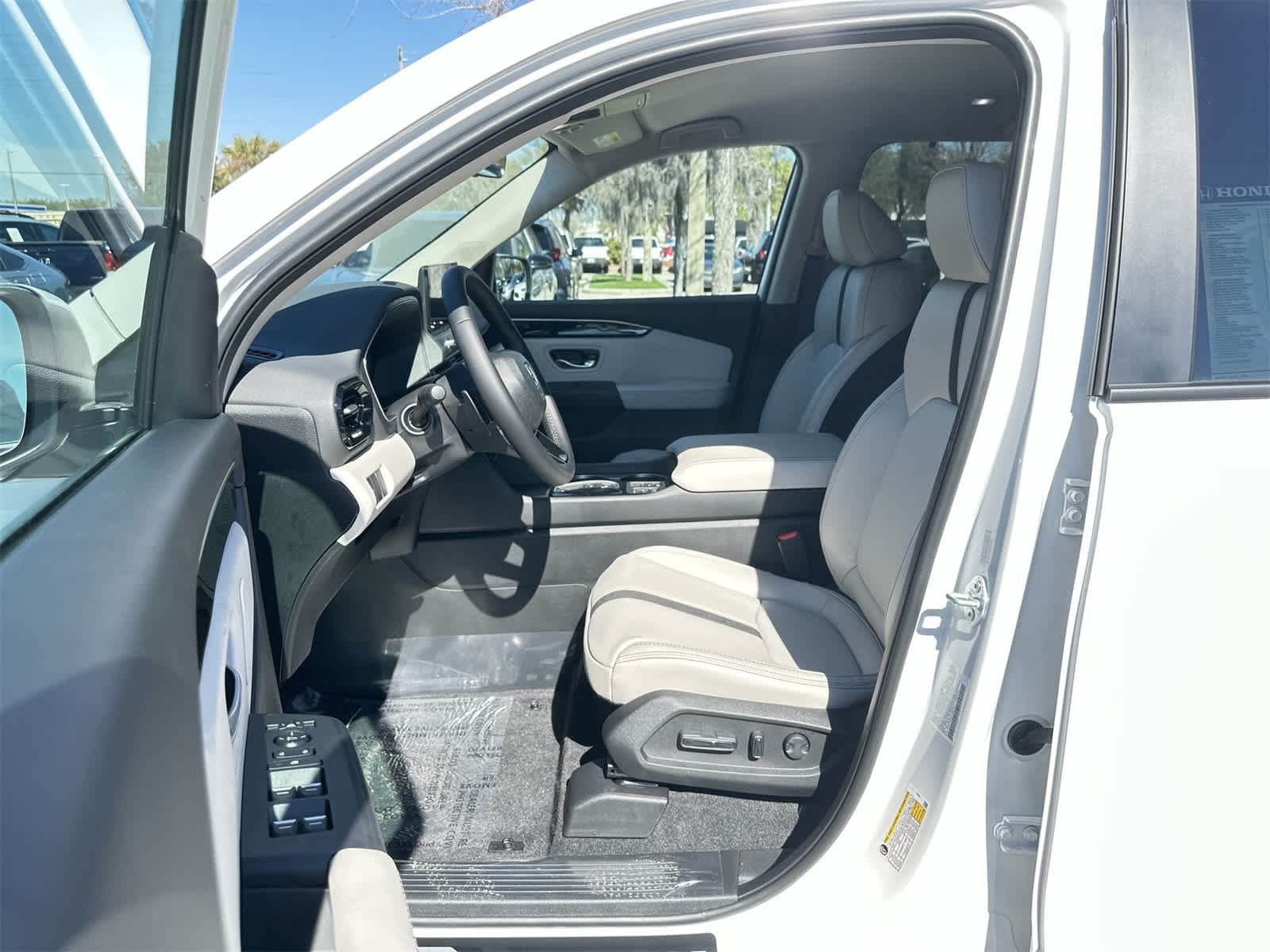 Thumbnail: 2026 Honda Pilot - 2