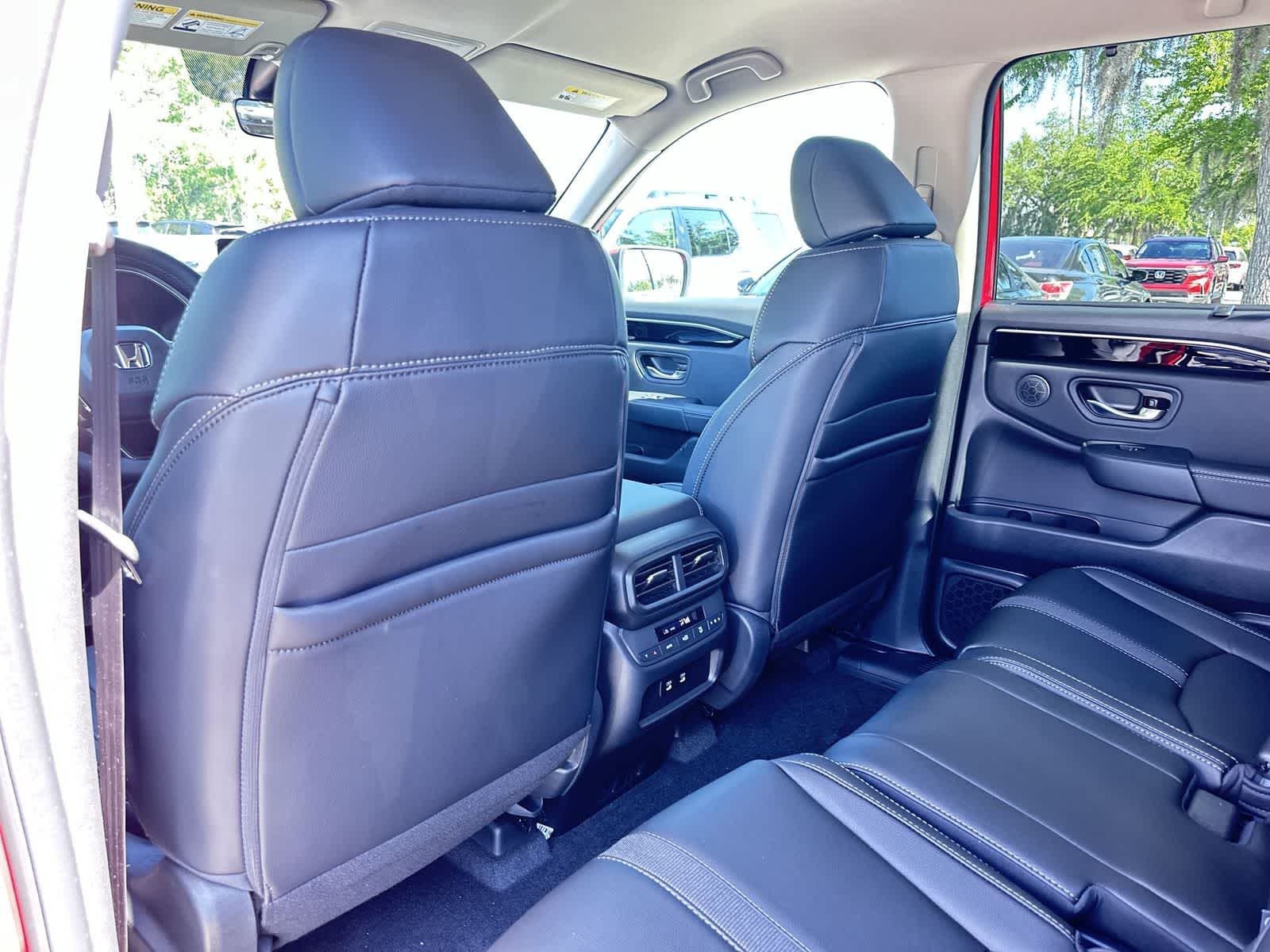 Thumbnail: 2026 Honda Pilot - 14